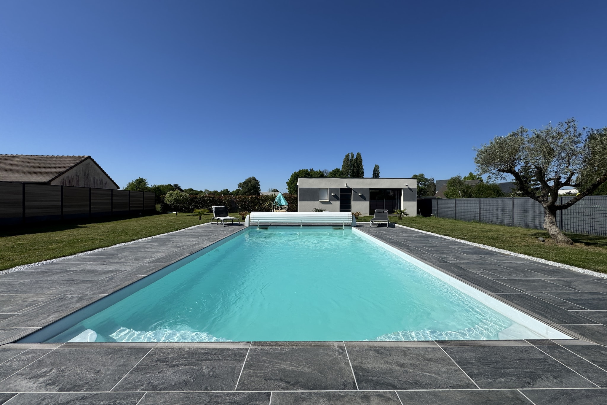 La Suite - 5pers - Piscine - Rêve au Mans-Zwembad