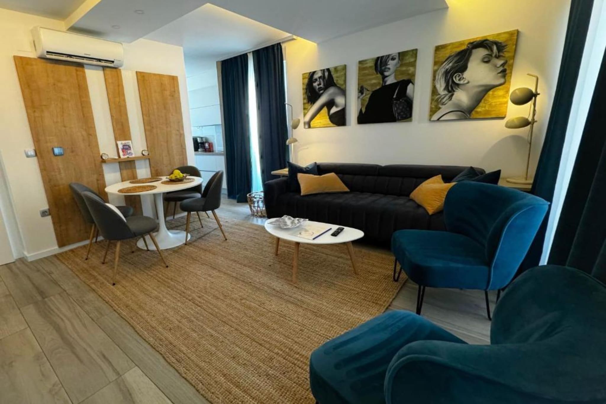 LuxArt City Spa Gallery Residence Krk- Duplex Apartment-Salon
