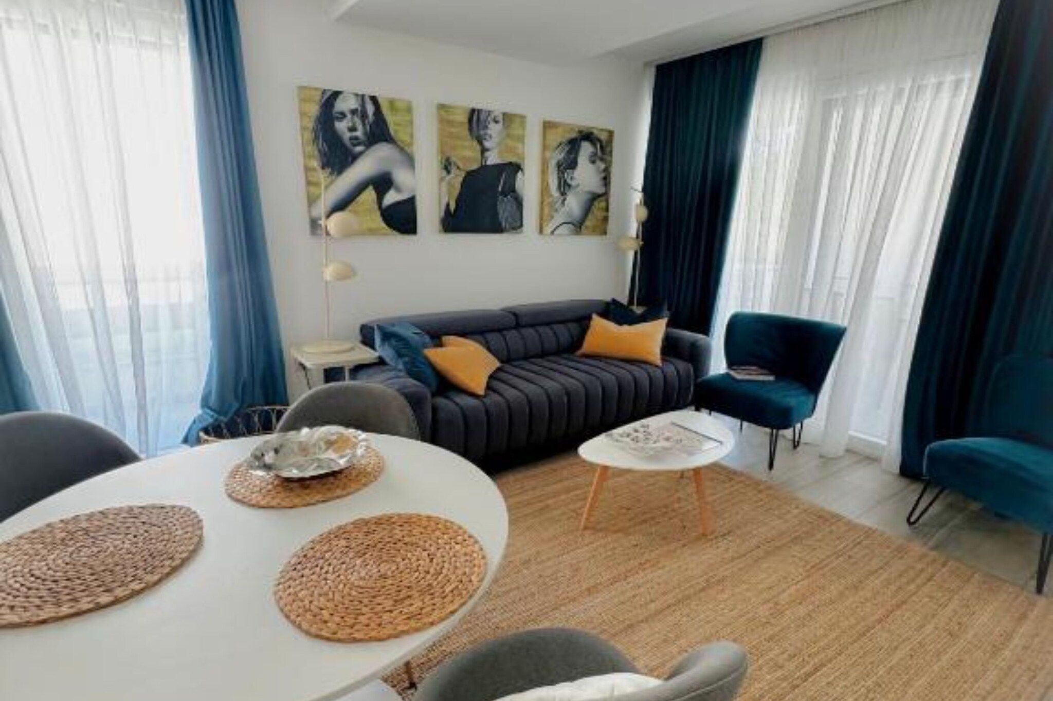 LuxArt City Spa Gallery Residence Krk- Duplex Apartment-Salon