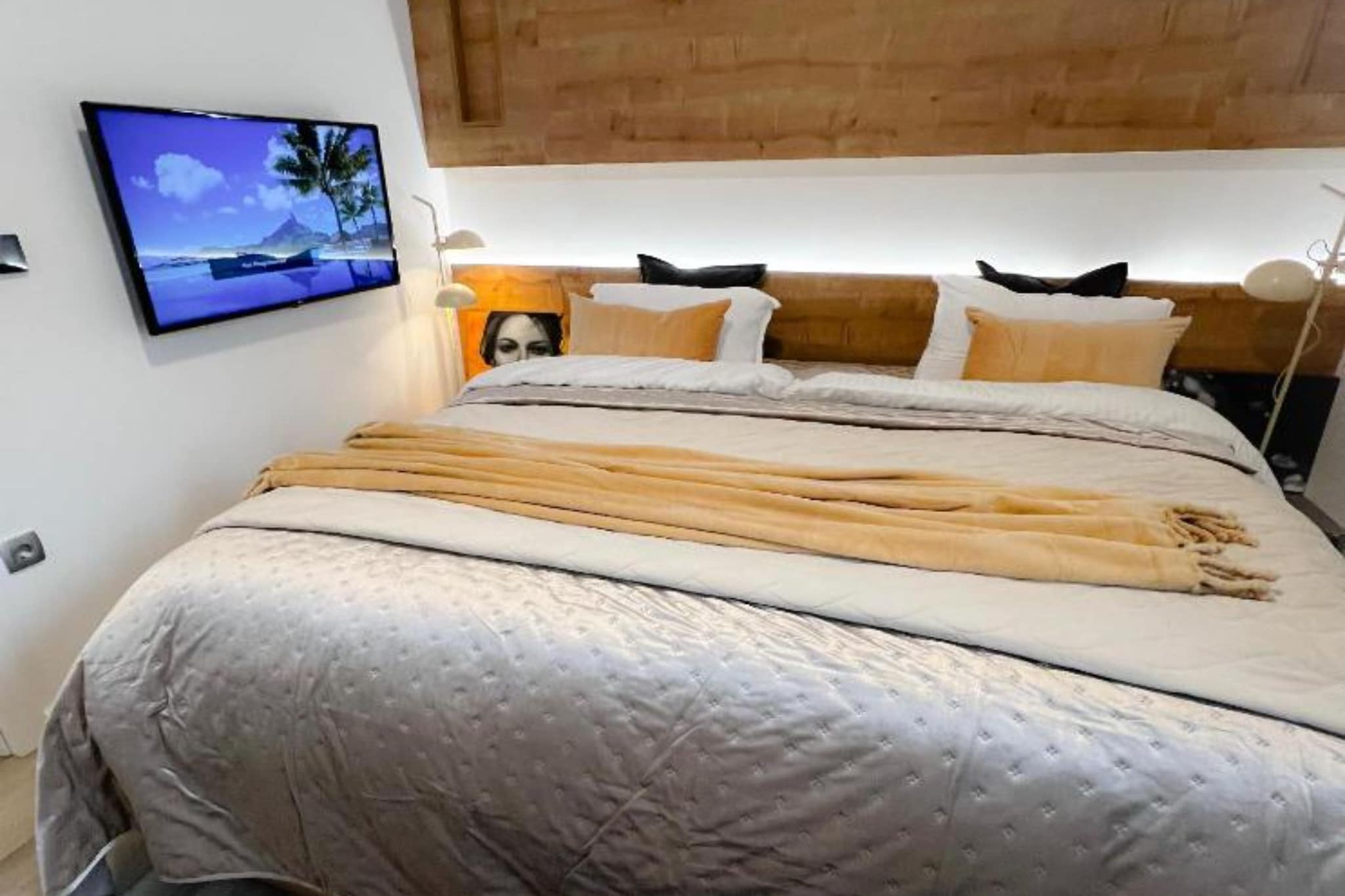 LuxArt City Spa Gallery Residence Krk- Duplex Apartment-Chambre