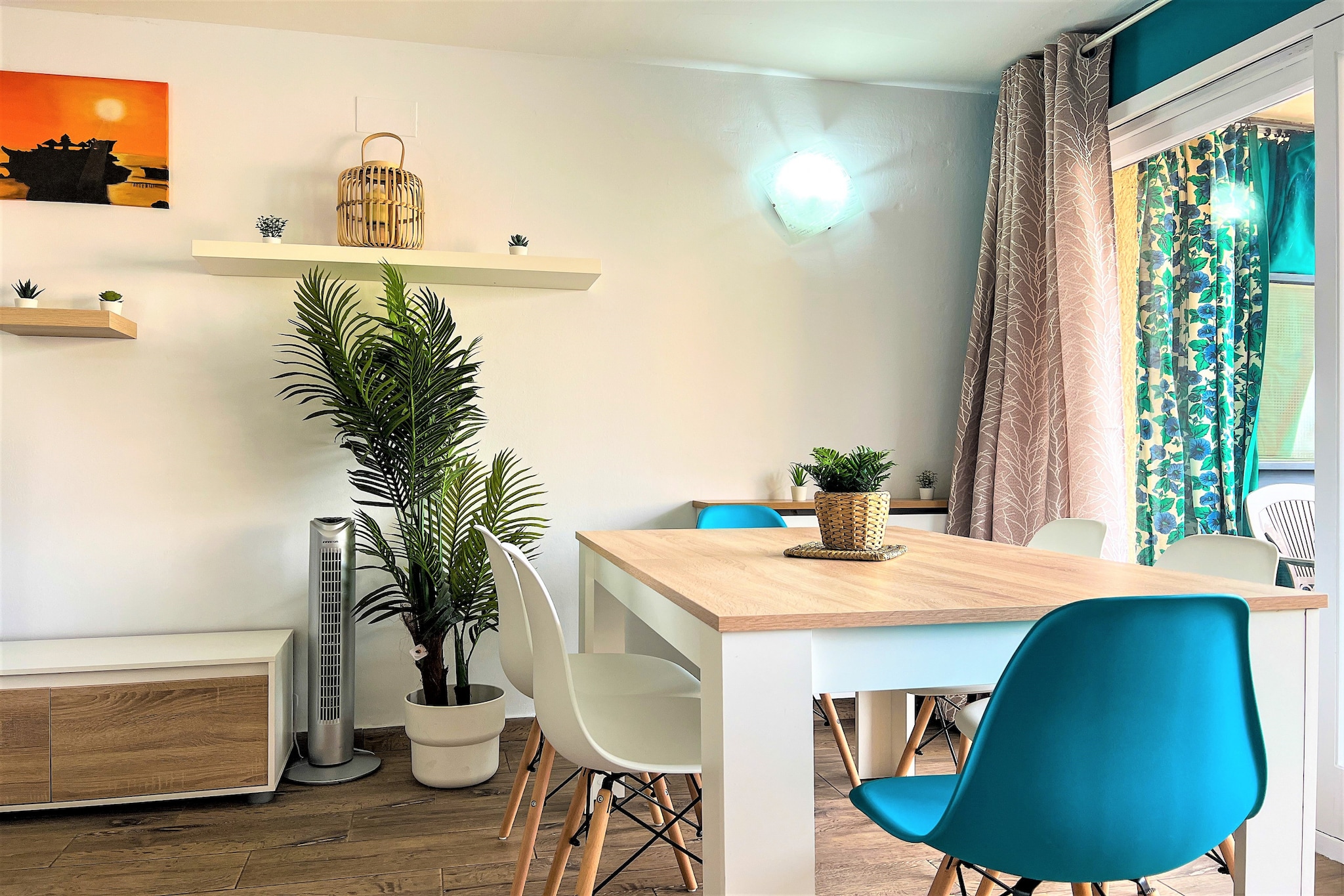Vivalidays Kaylo - Fenals - LLoret de Mar-Esszimmer