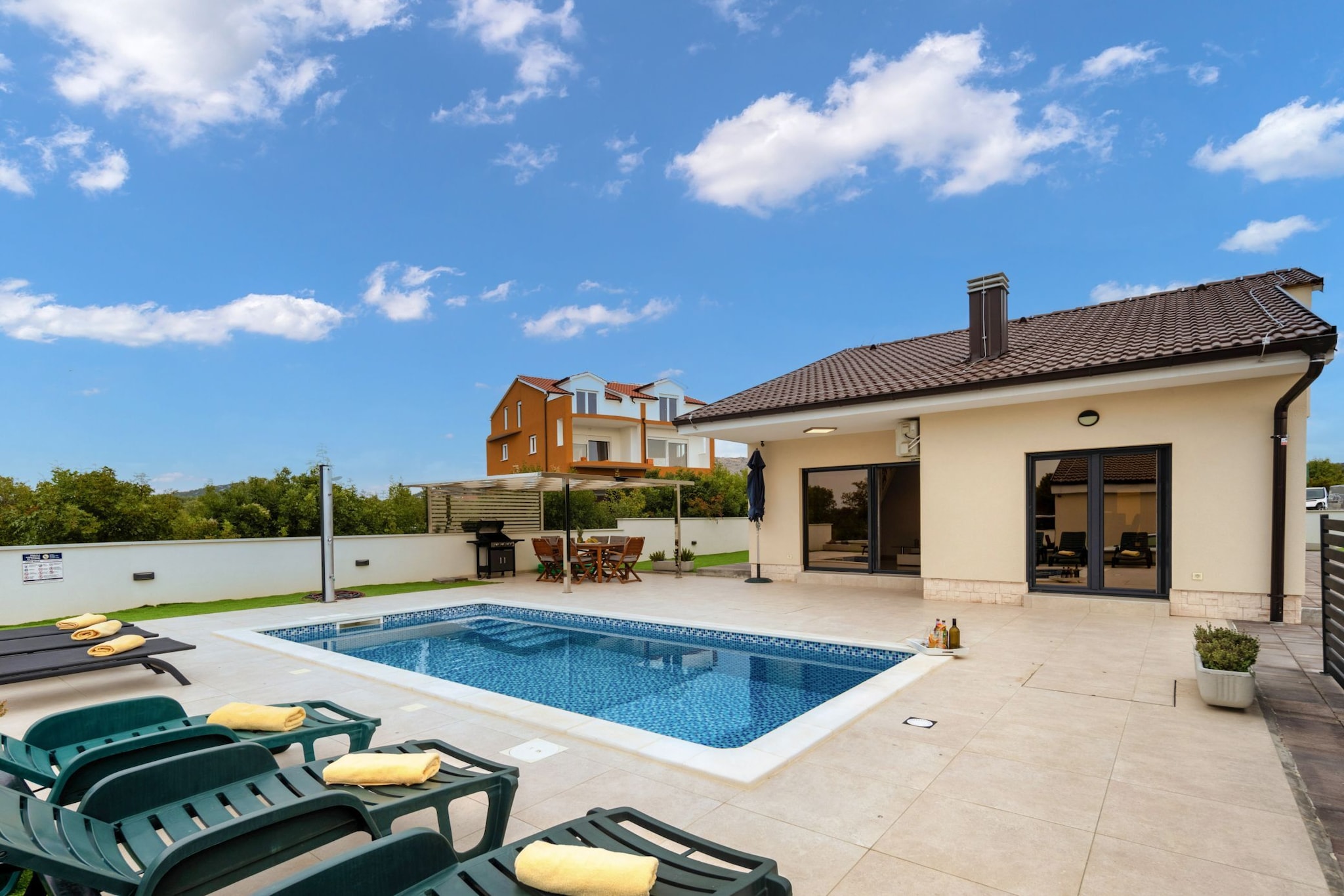 Villa Shaula 2 - Three Bedroom House with Pool-Schwimmbad