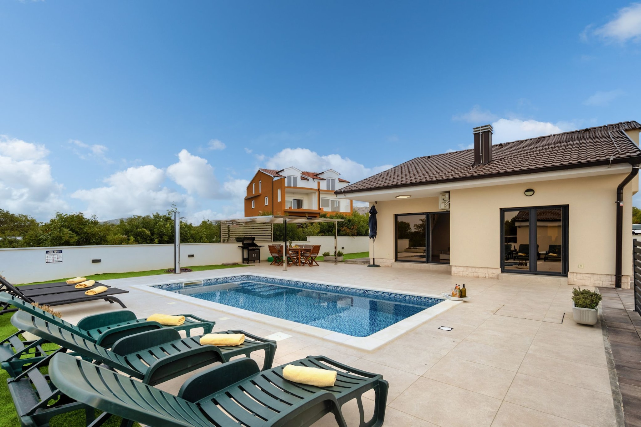 Villa Shaula 2 - Three Bedroom House with Pool-Schwimmbad