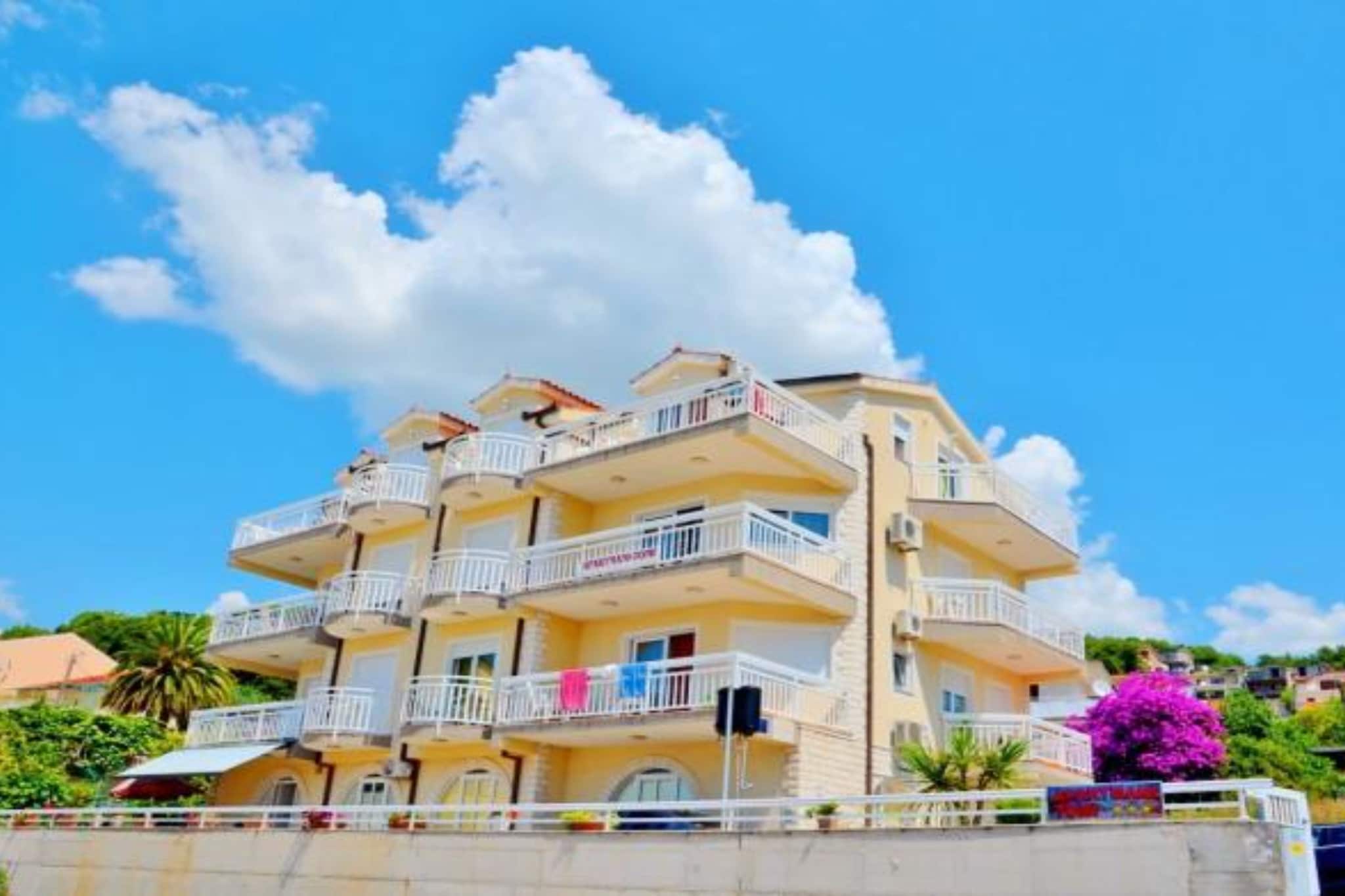 Villa Tomi - Standard One Bedroom Apartment (8)-Außenbereich