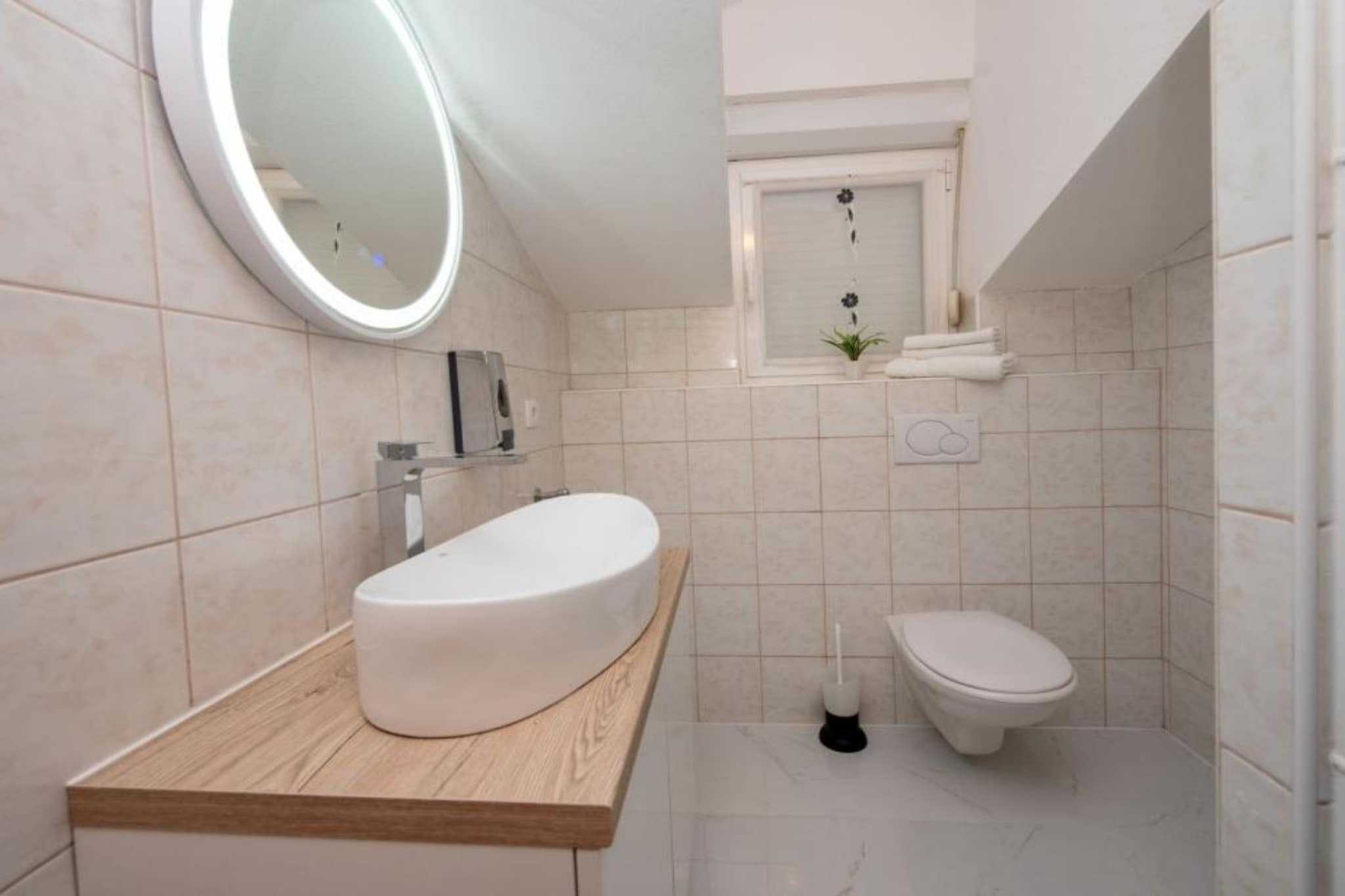 Villa Tomi -  Studio With Sea View (2)-Badezimmer