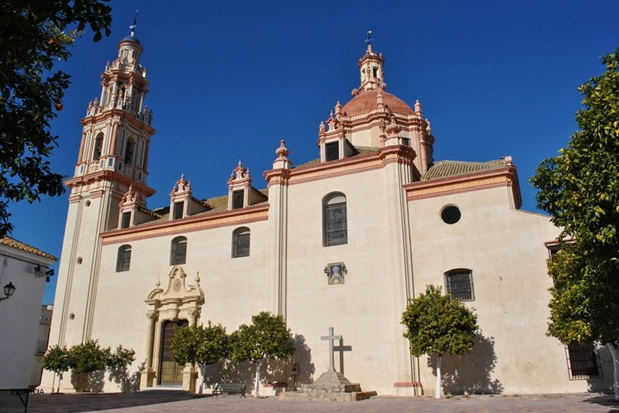 Santa Ángela de la Cruz-Atmosphere