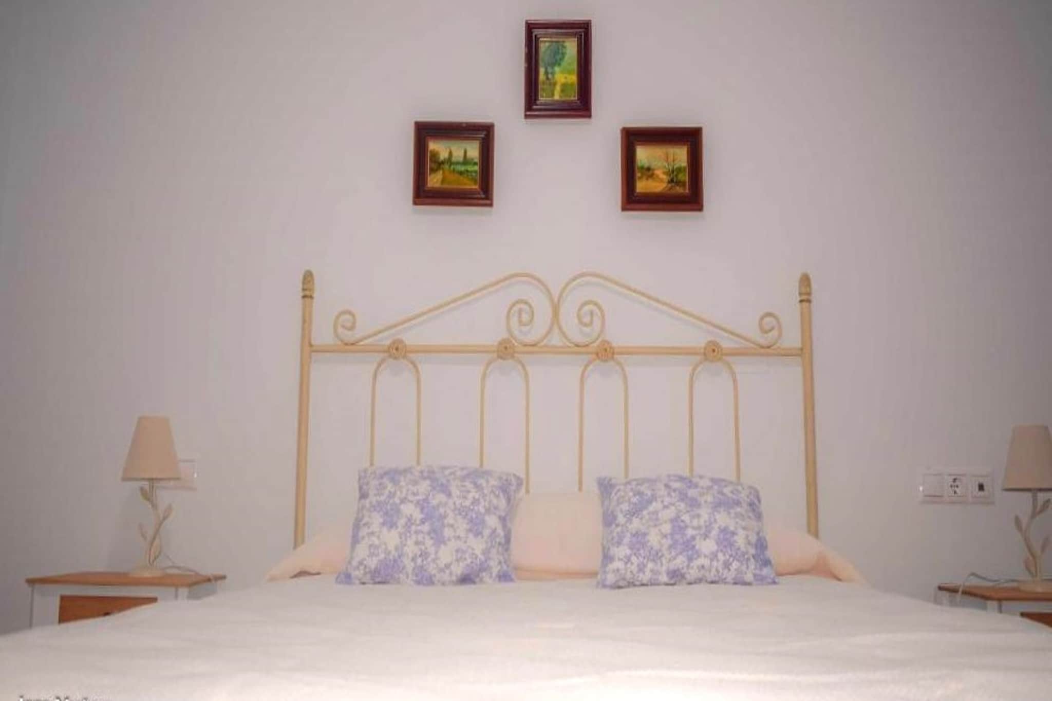 Santa Ángela de la Cruz-Bedroom