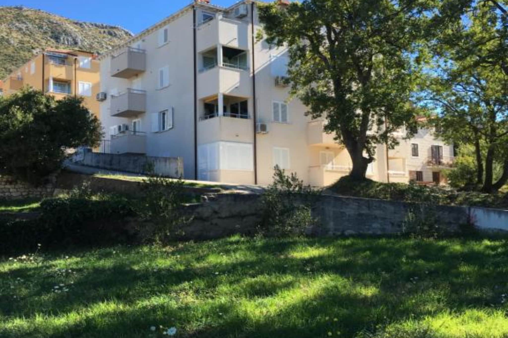 Apartment Biserka-Buitenlucht