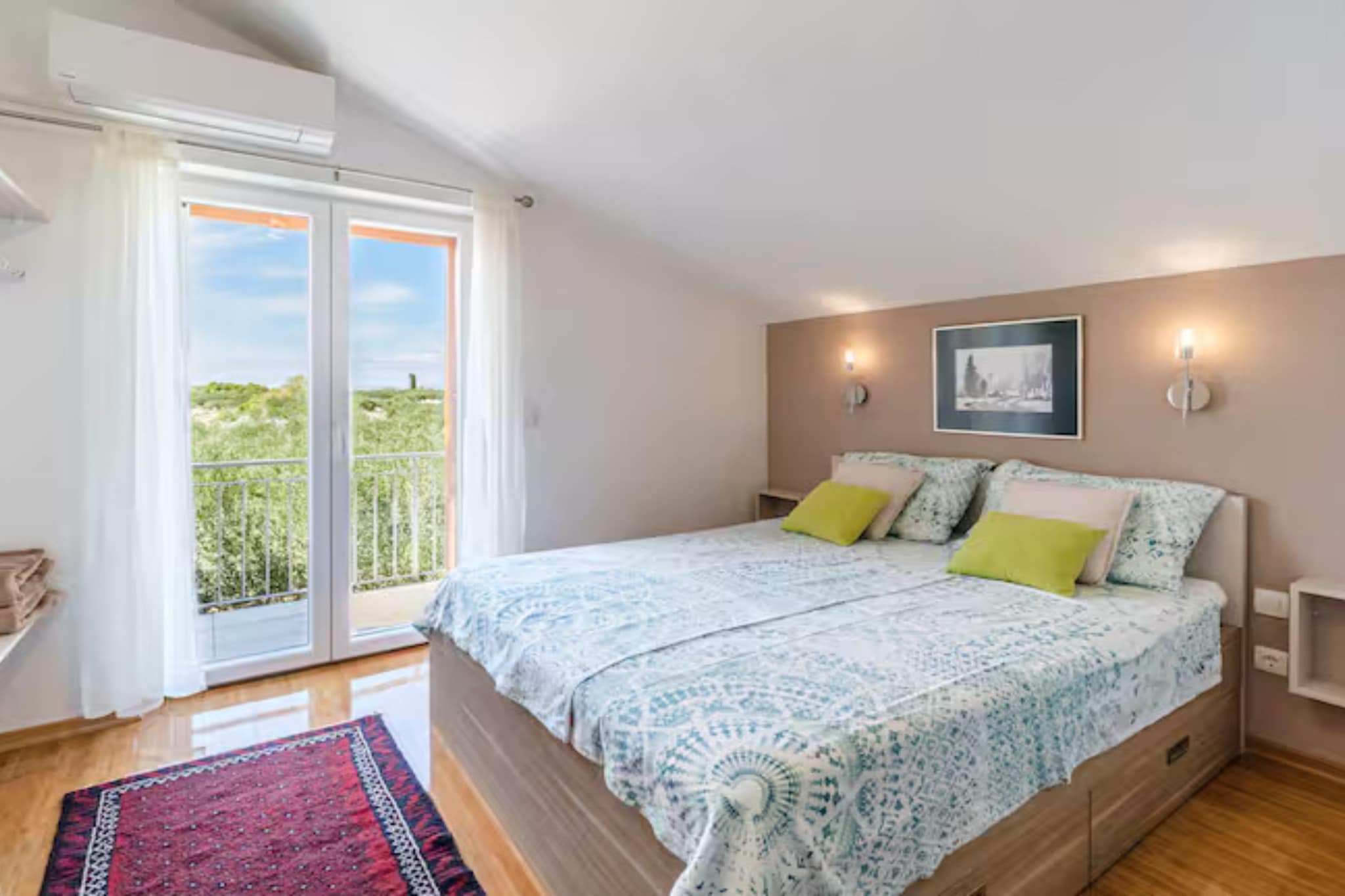Holiday home House of the Sun - Three Bedroom Holiday Home with Pool-Schlafzimmer