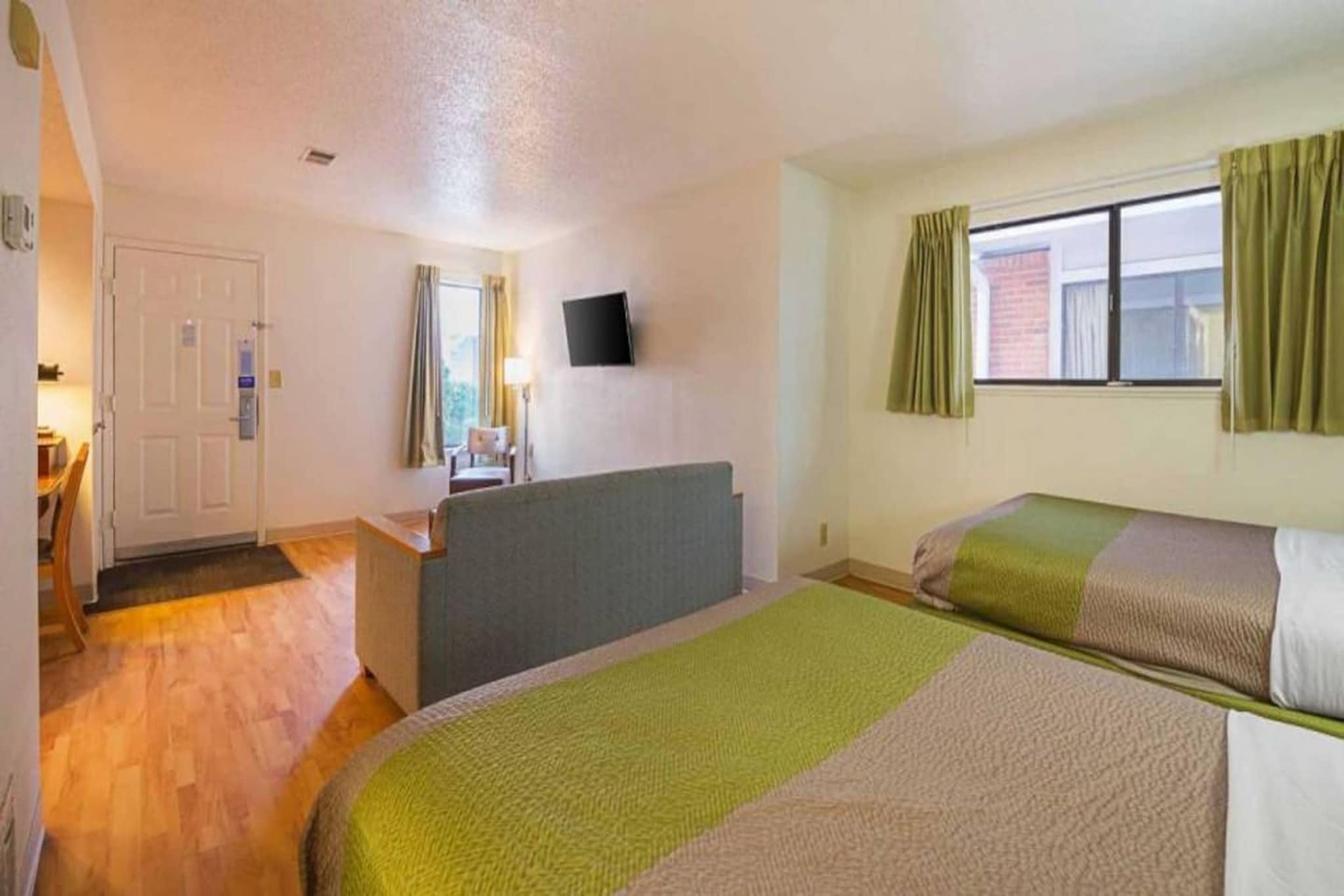 Bed Room