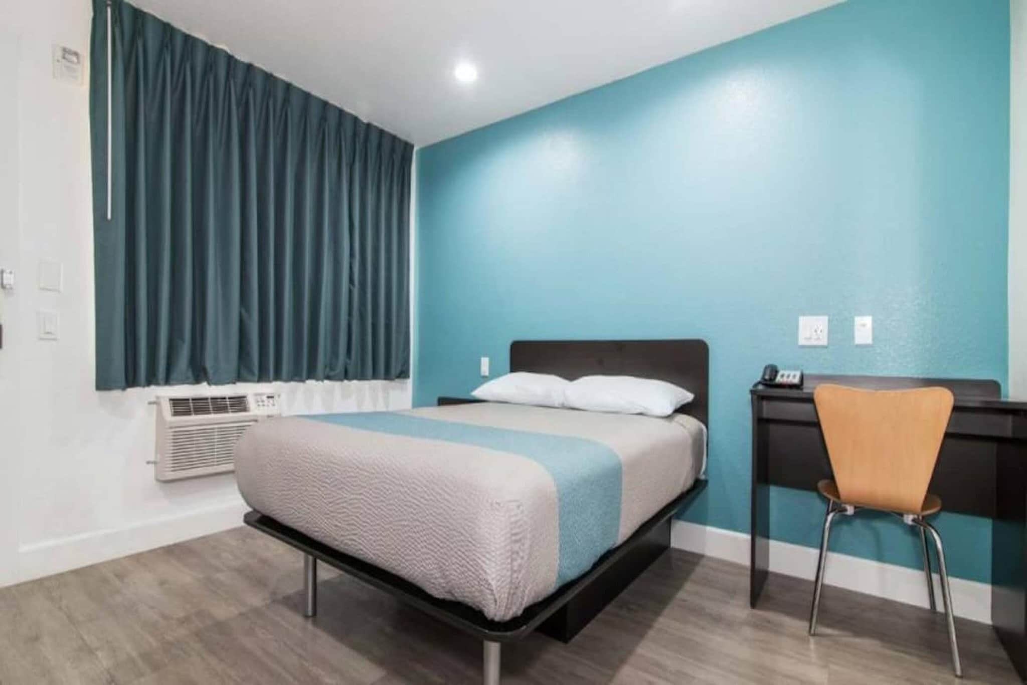 Bed Room