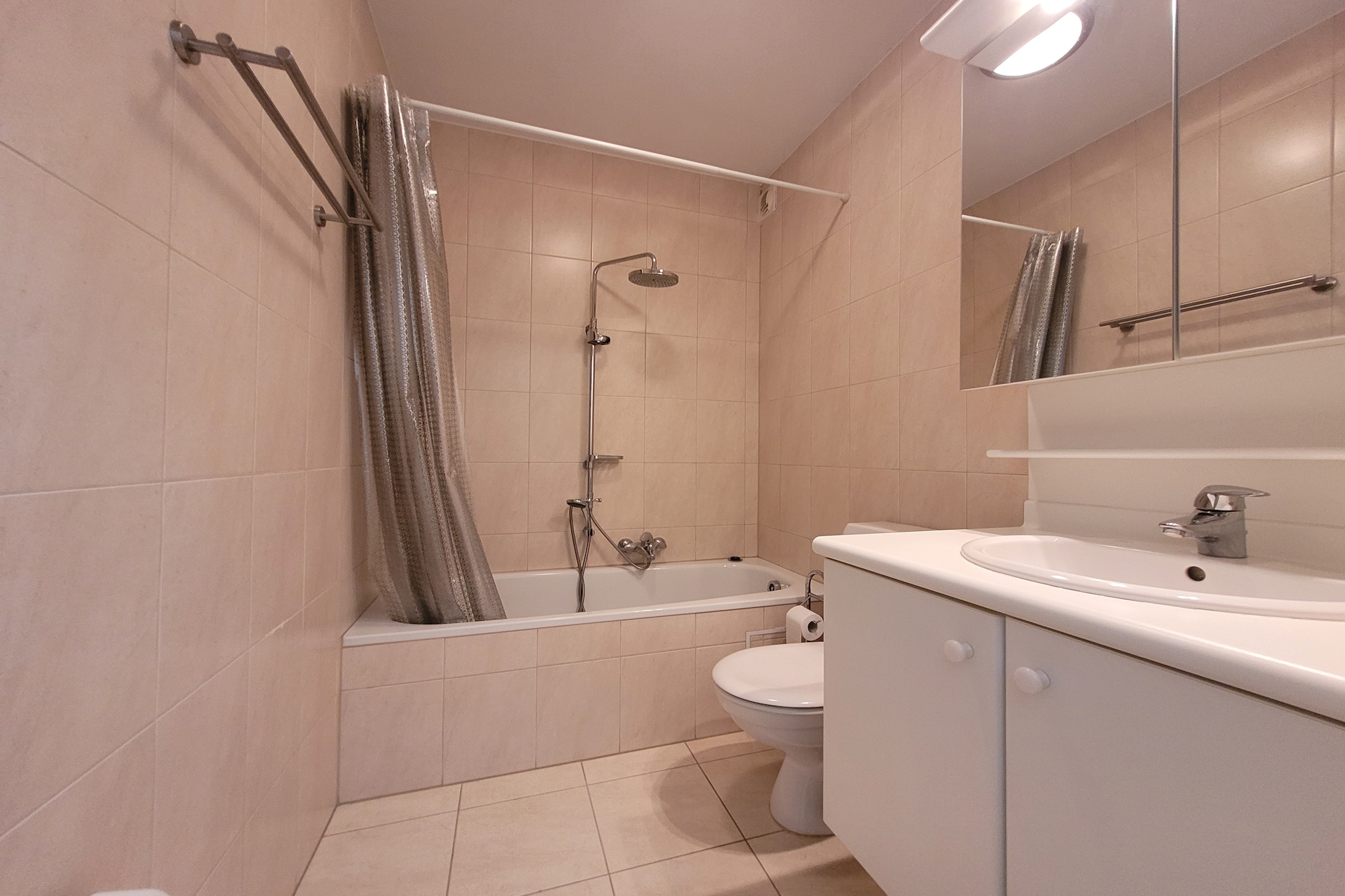 LEOPOLD 0103-Badkamer