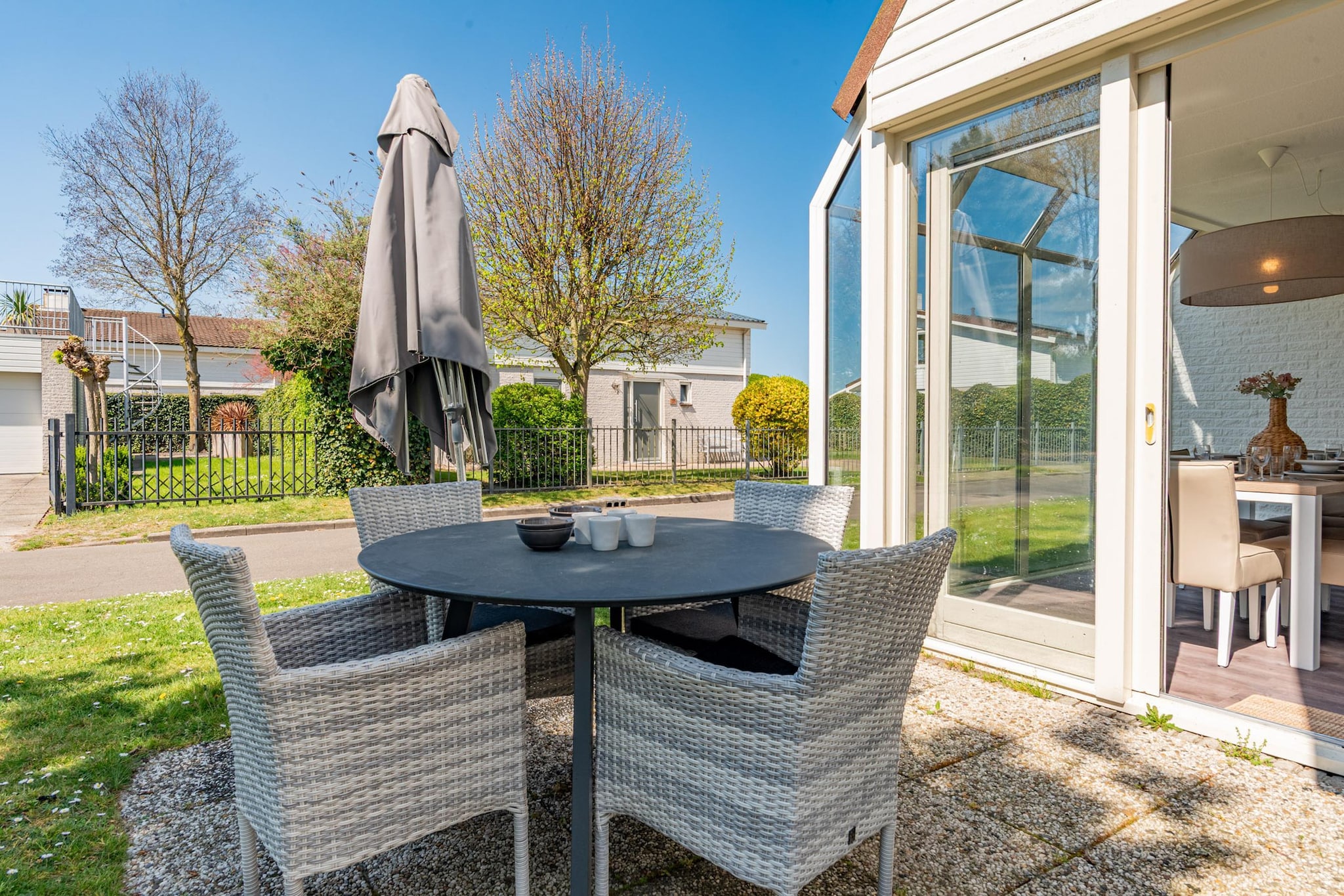 Cardium 27 Kamperland-Terrasbalkon