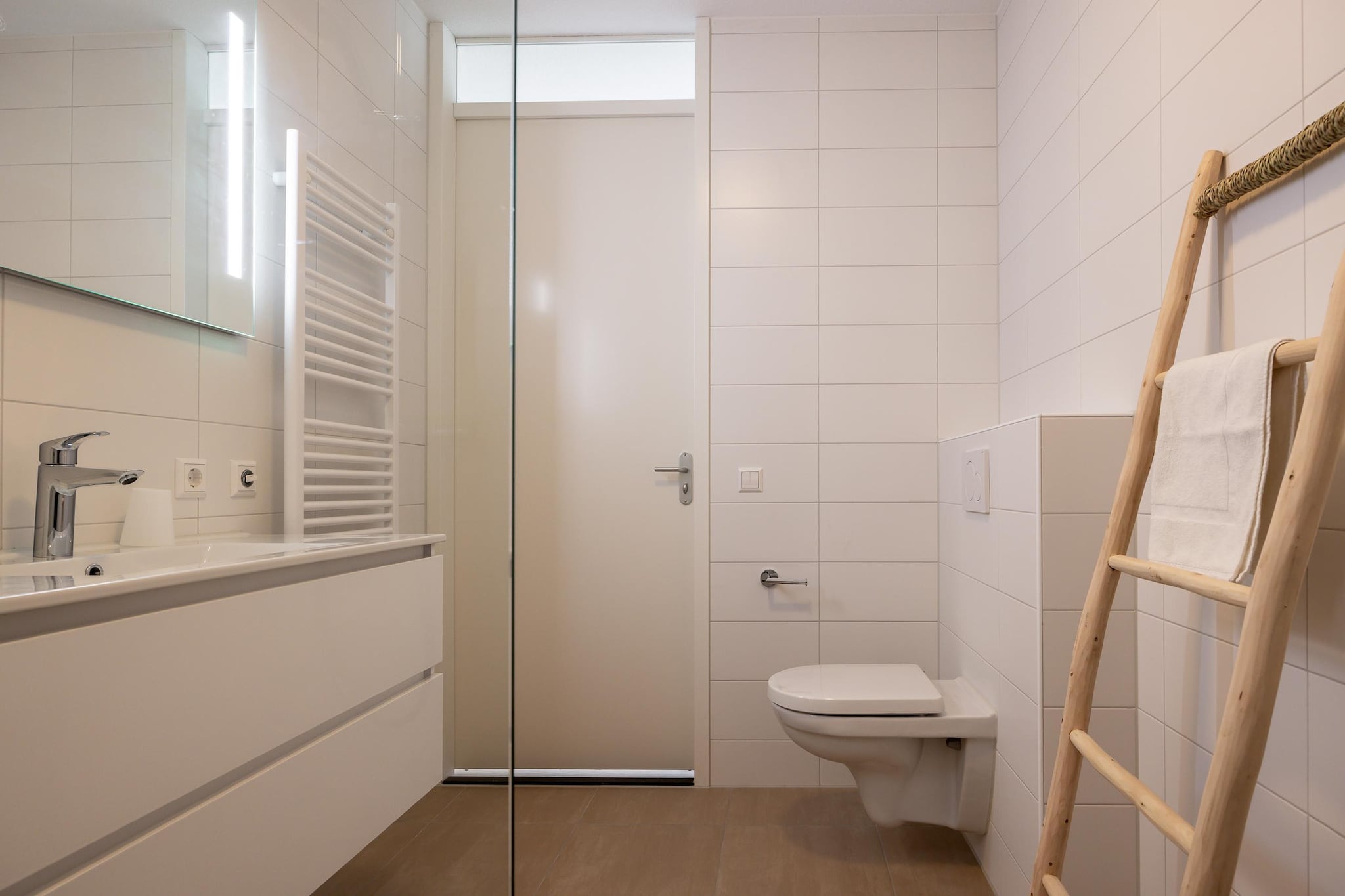 Havenzicht 8A Kortgene-Badezimmer