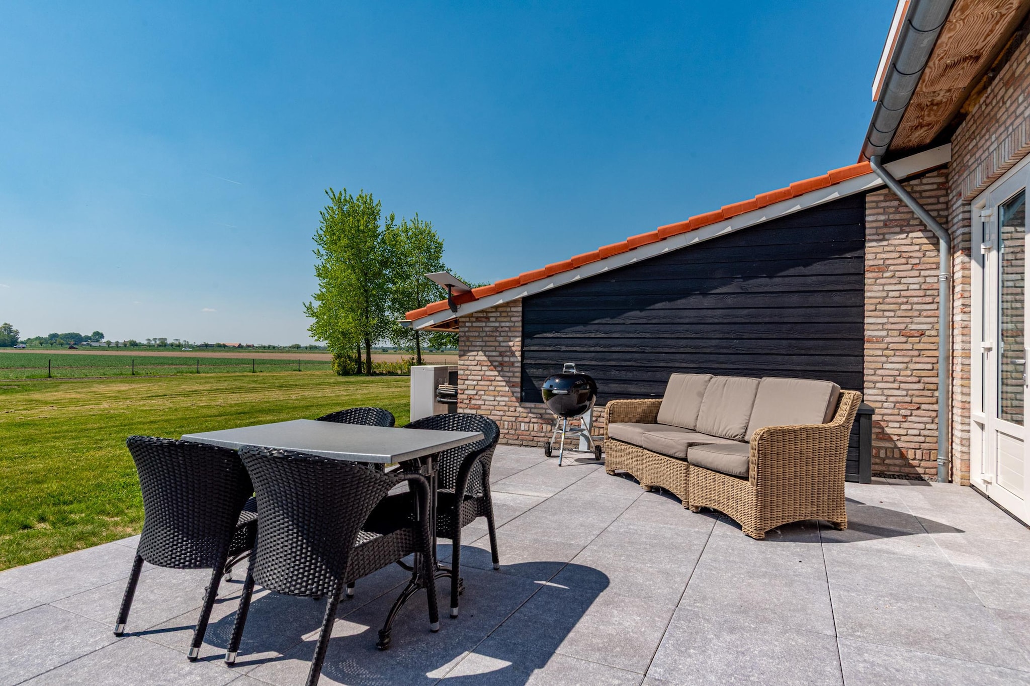 Hoeve Hofwijk Studio Avondrood-Terrasbalkon