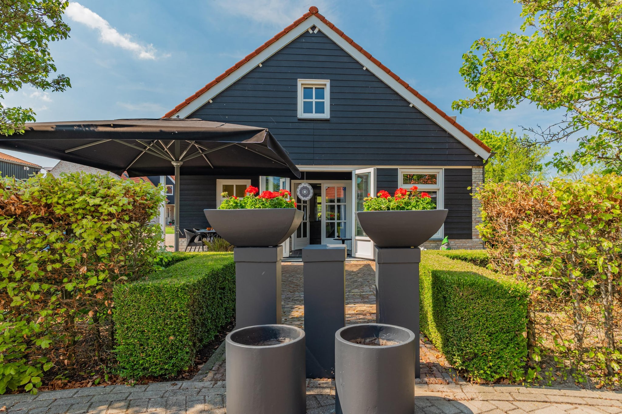 Hoeve Hofwijk Vakantiehuis-Buitenkant zomer