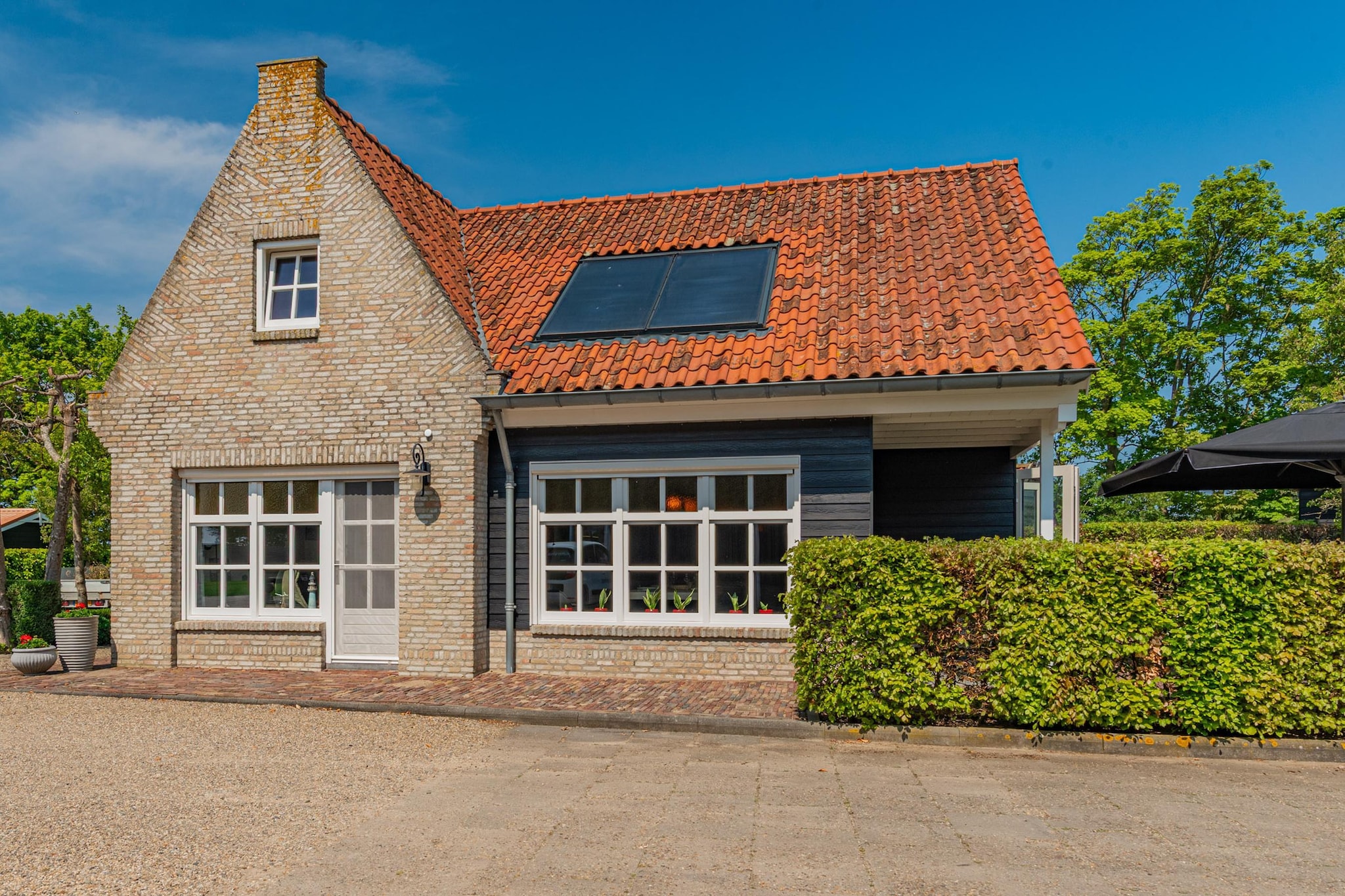 Hoeve Hofwijk Vakantiehuis-Buitenkant zomer