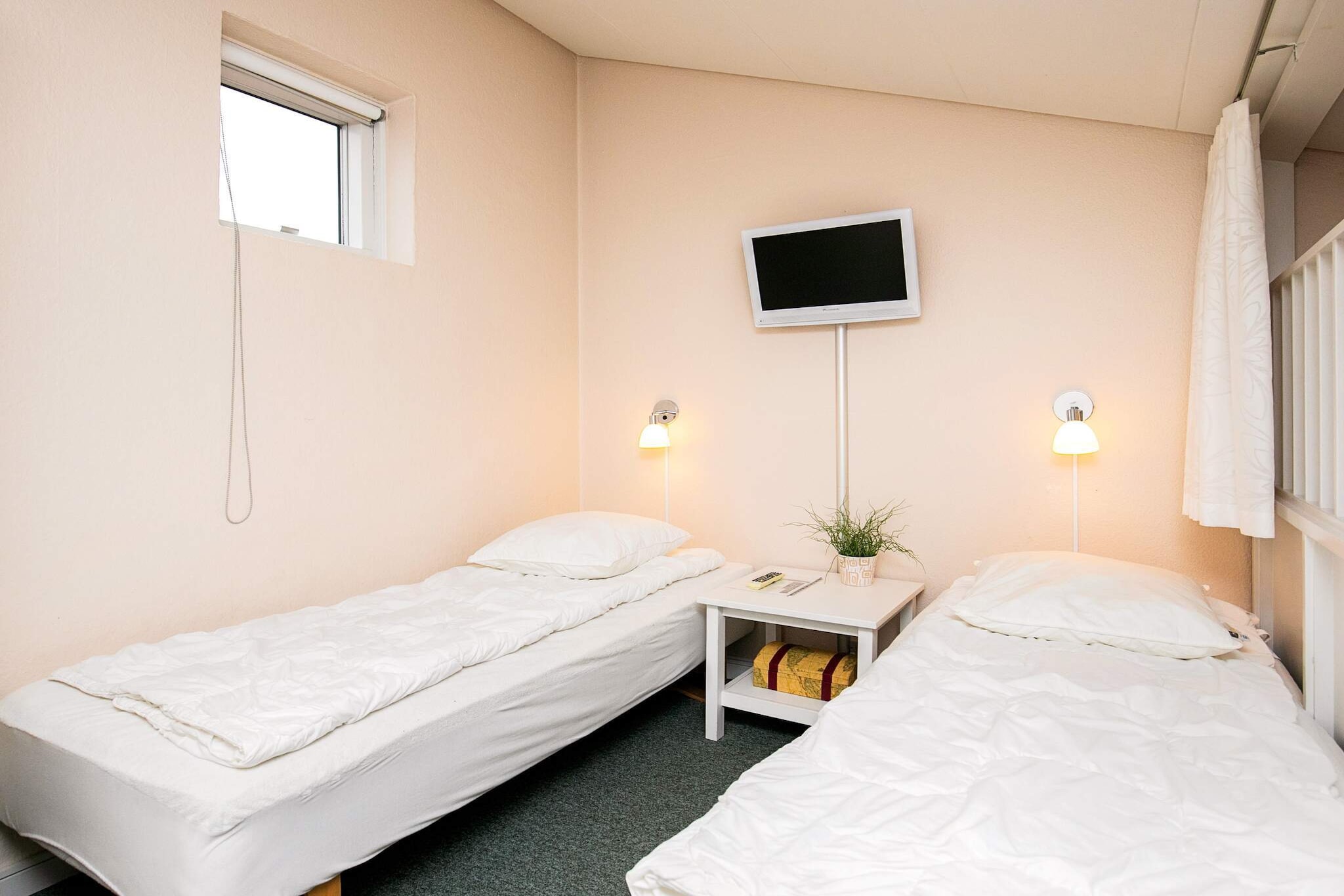 2½ room w/seaview, 2nd floor - Binnen