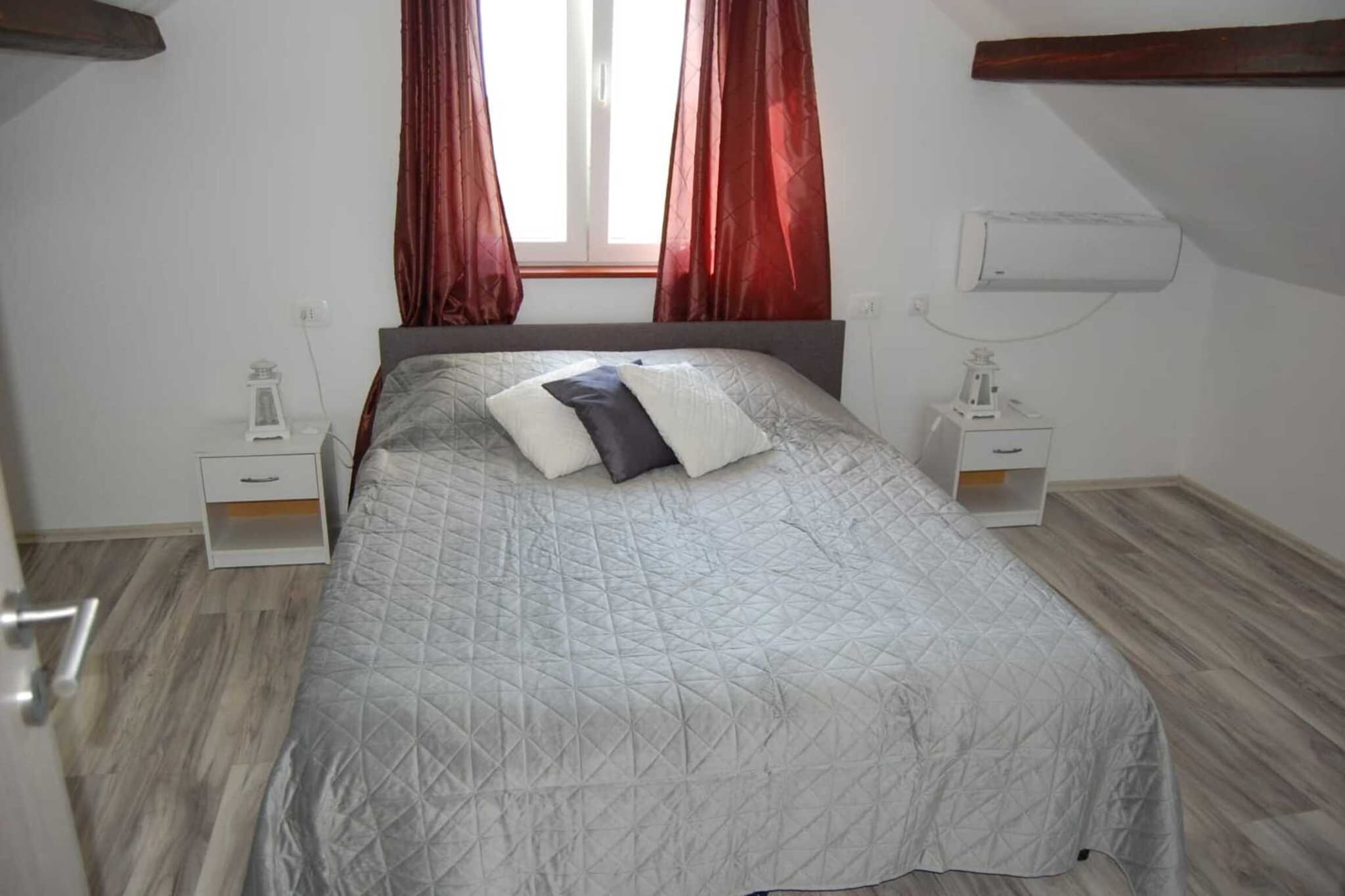 Holiday Home Luca-Schlafzimmer