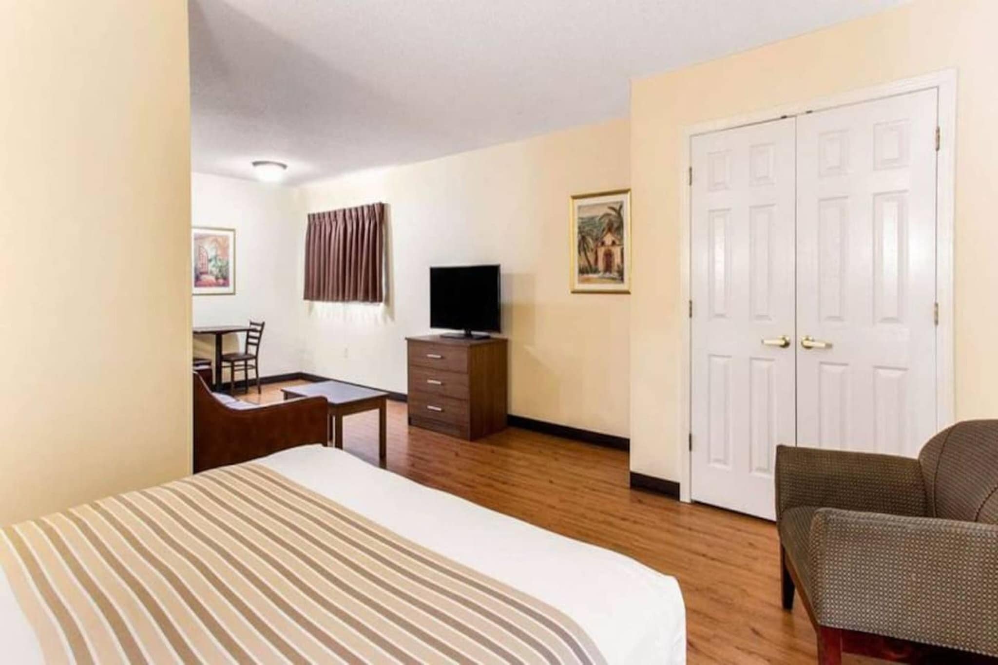 Bed Room