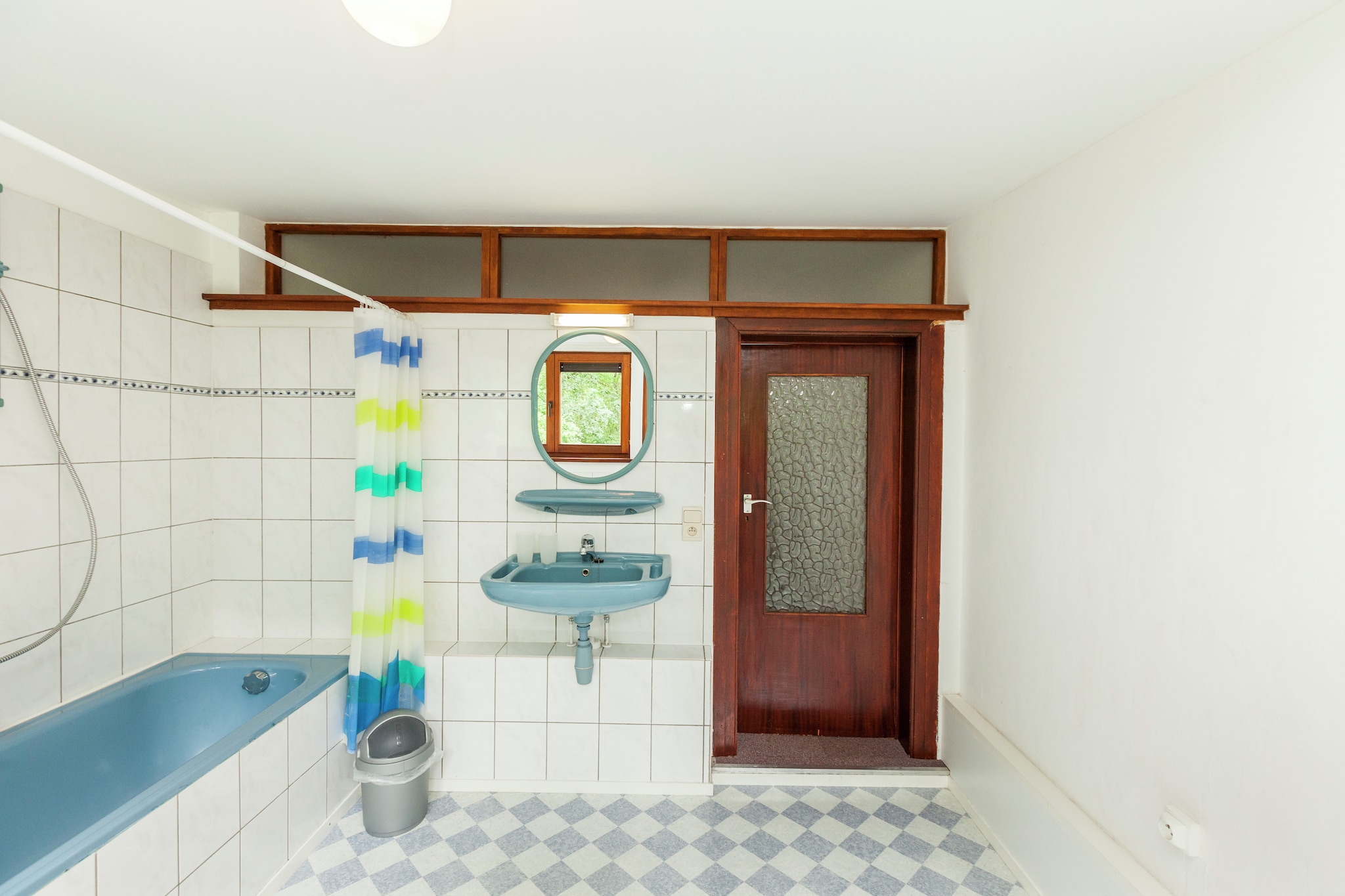 Domaine De L'Ecureuil 5-Badkamer