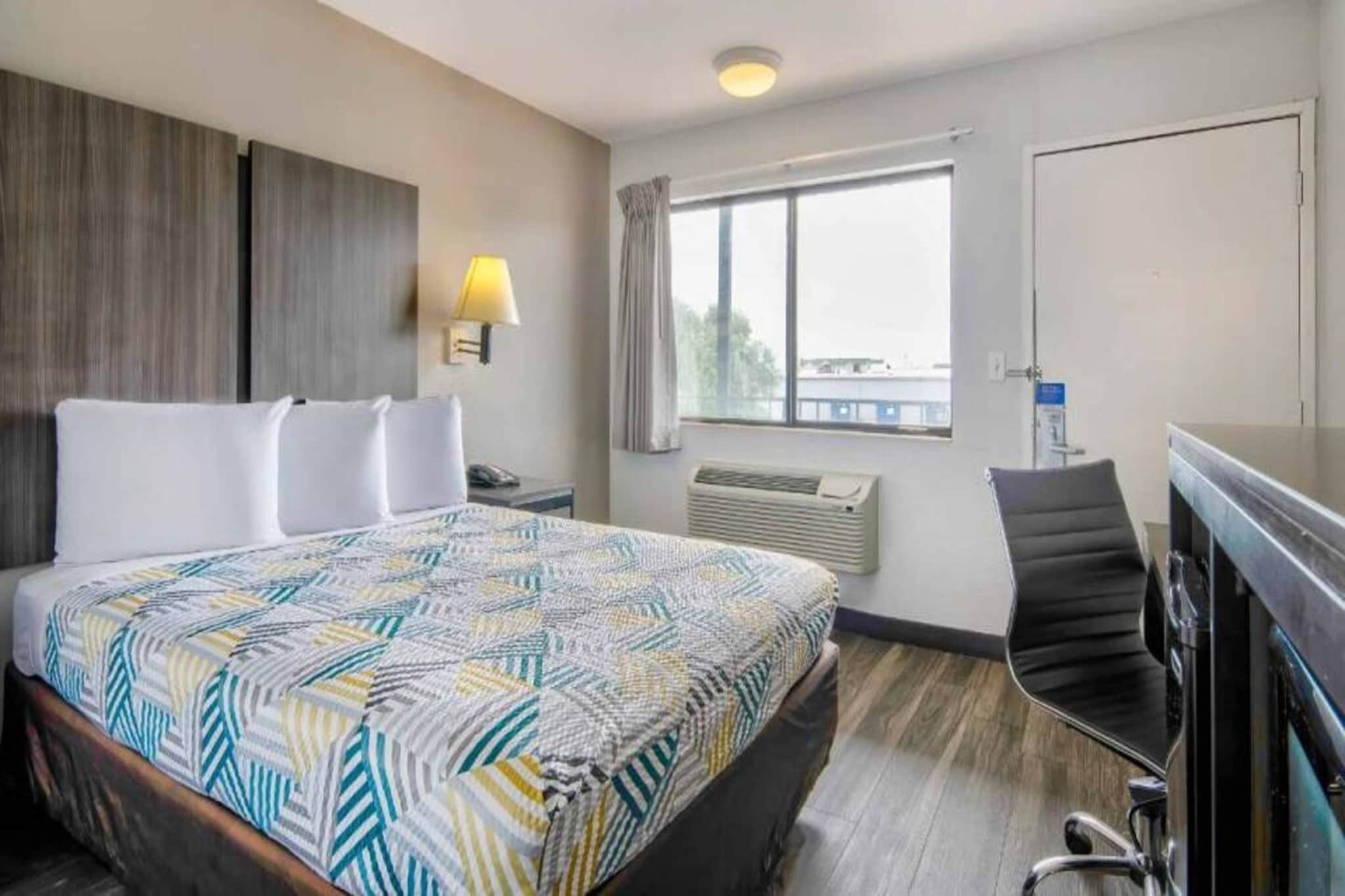 Bed Room