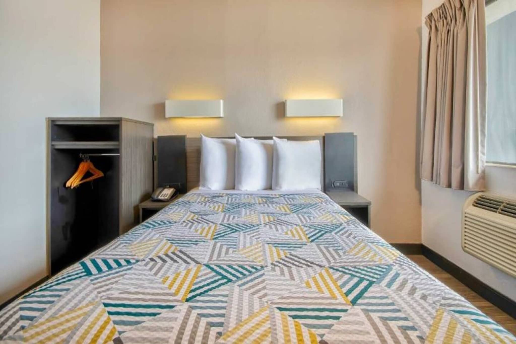 Bed Room