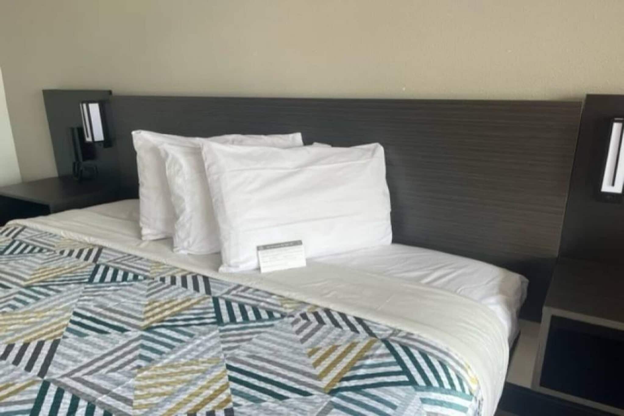 Bed Room
