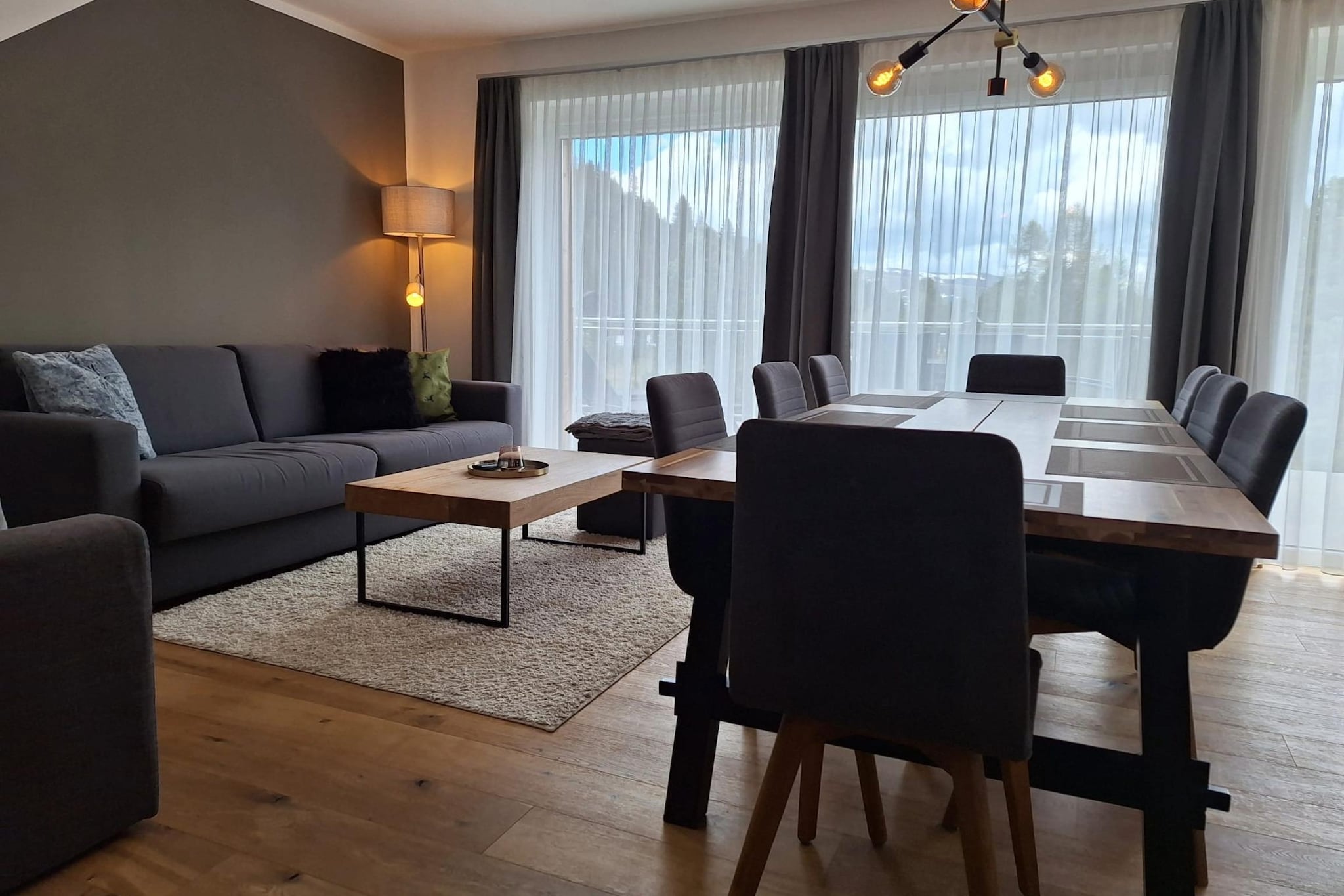 Chalet Almzeit-Eetkamer