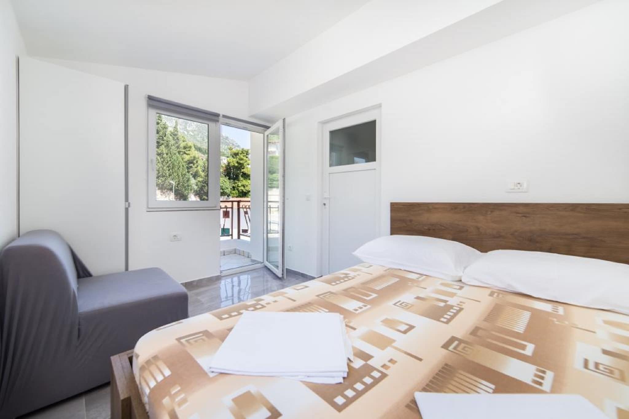 Studio Apartment With Balcony (A1)