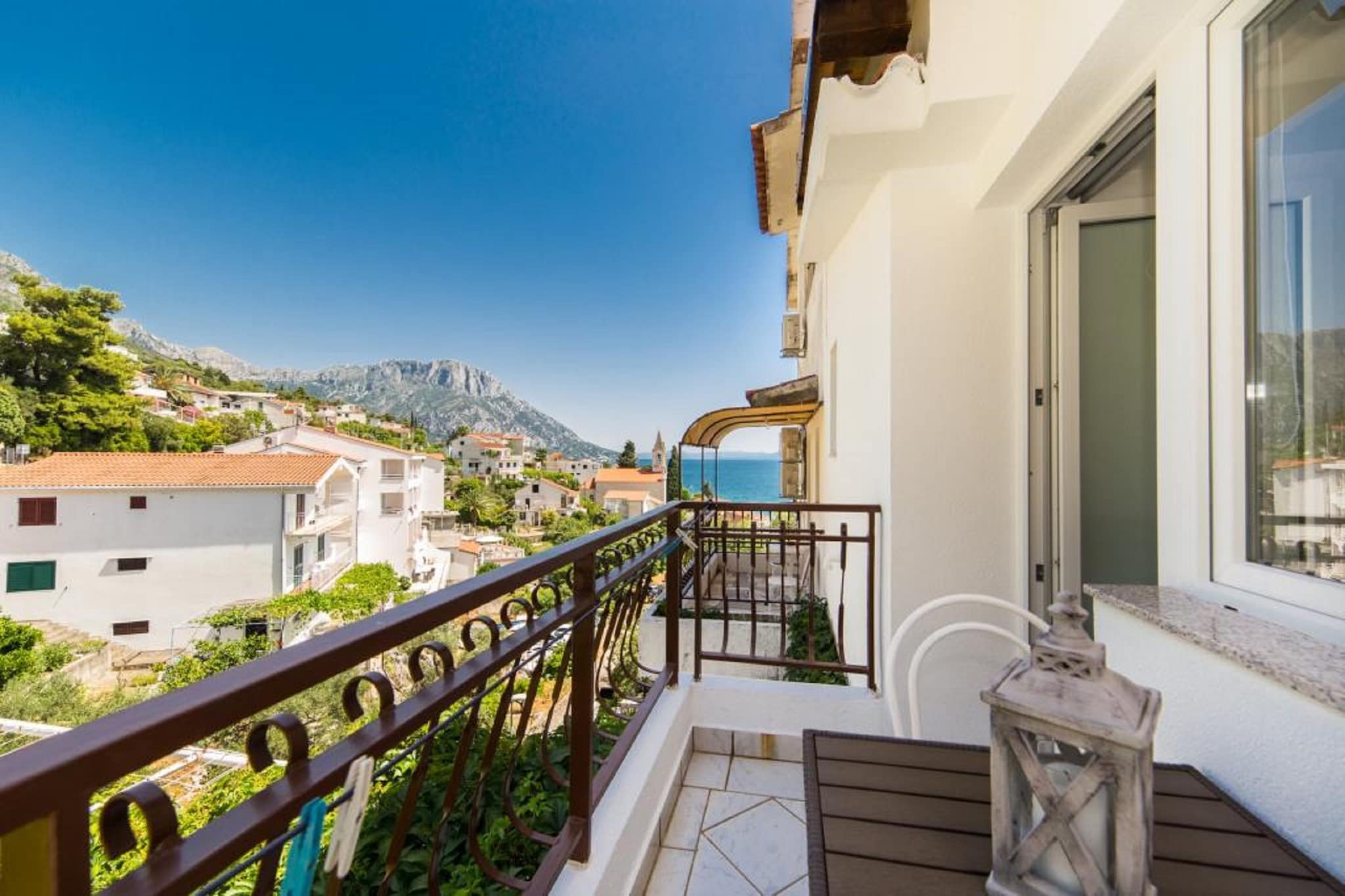 Studio Apartment With Balcony (A1)-Terrasbalkon