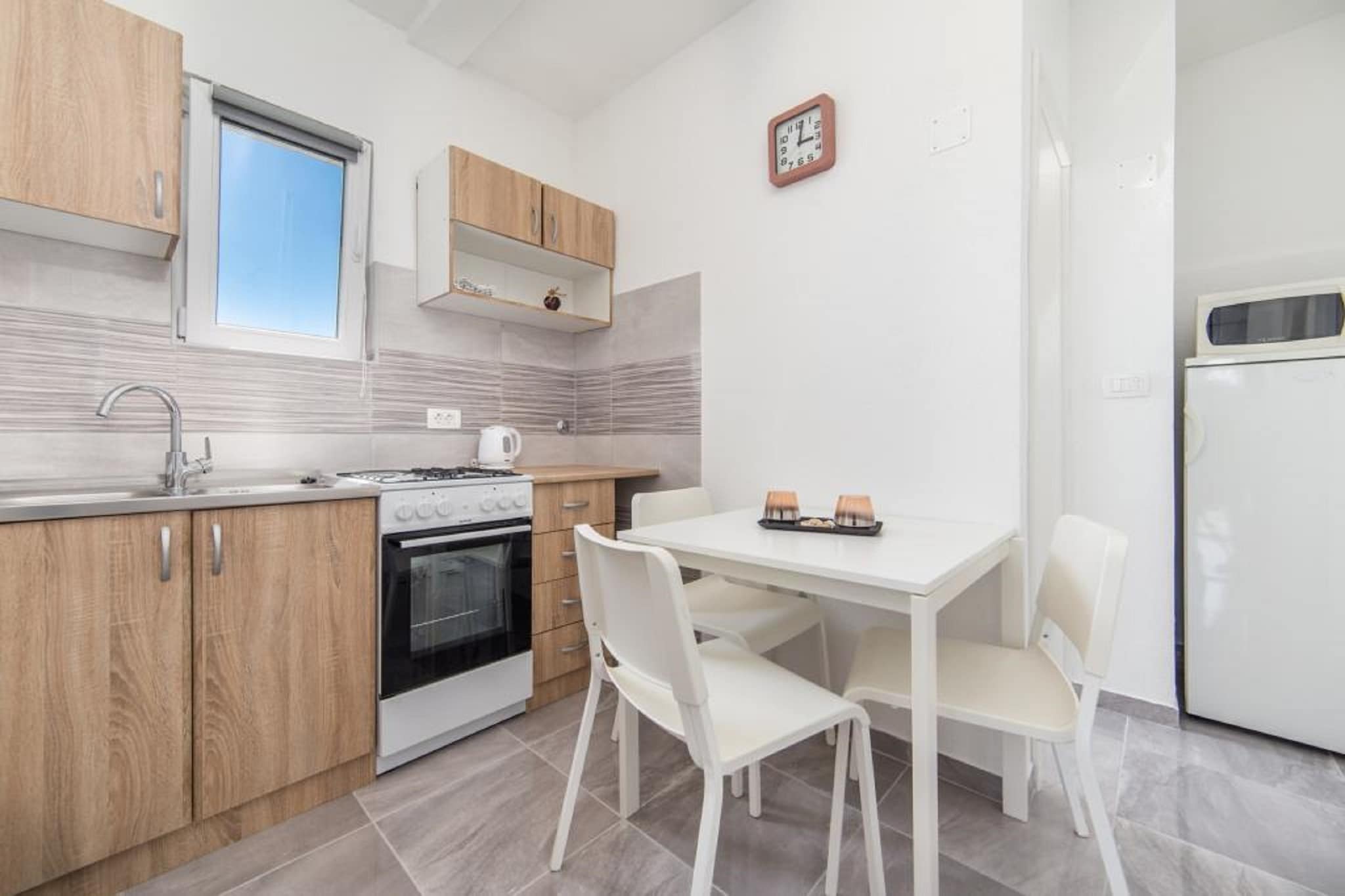 One Bedroom Apartment With Balcony (A3)