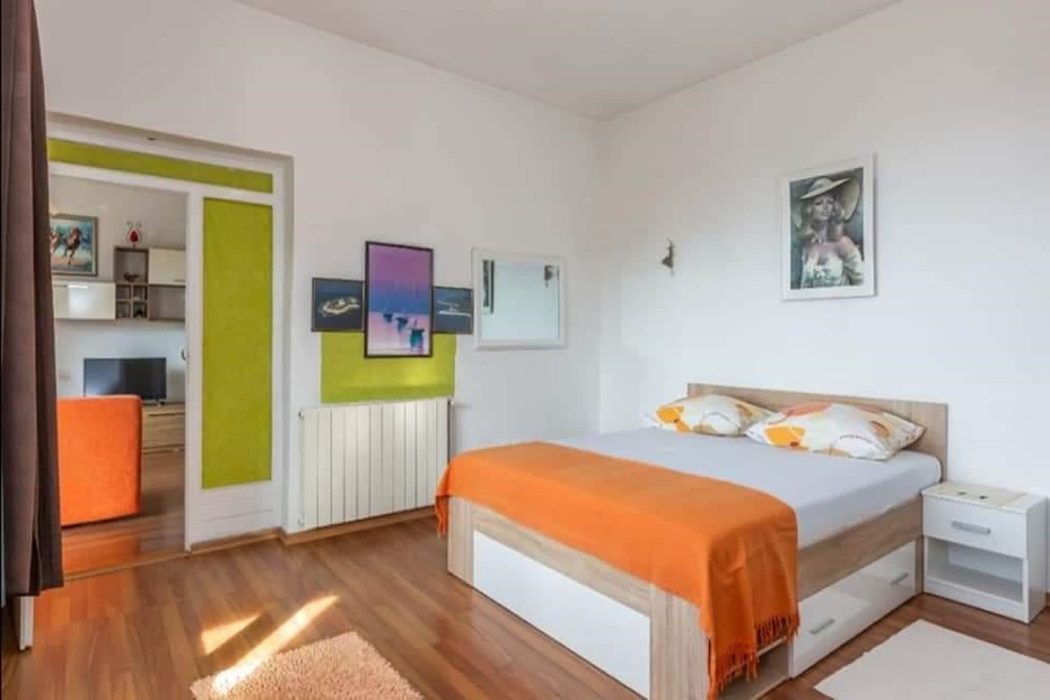 Two Bedroom Apartment With Terrace (A4)-Slaapkamer