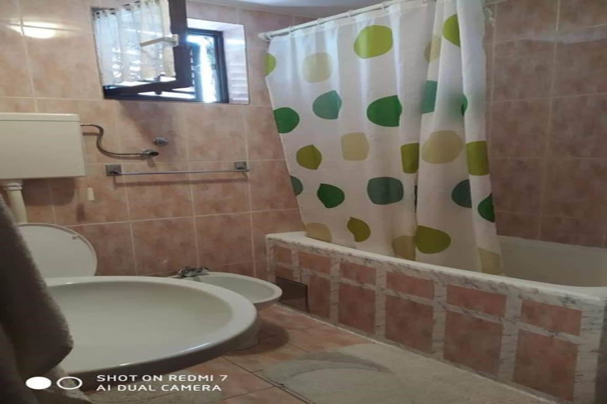 Two Bedroom Apartment With Terrace (A4)-Badkamer
