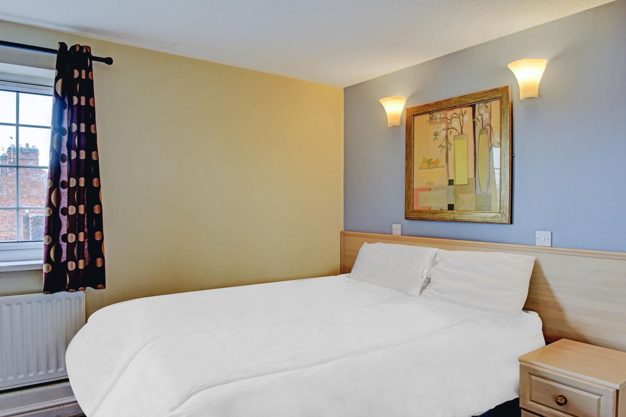 Shilton  Sta Double-Bedroom