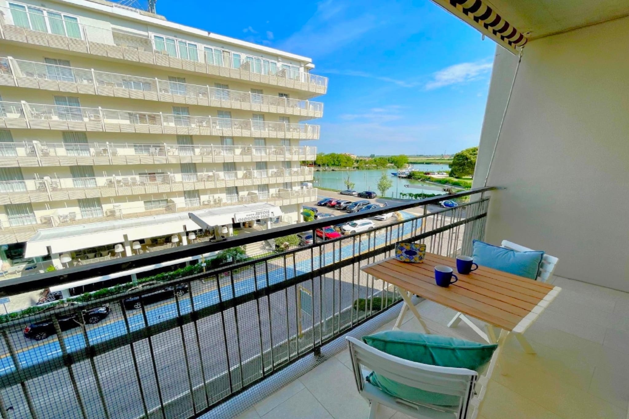 Bora G11 Mono-Terrassenbalkon