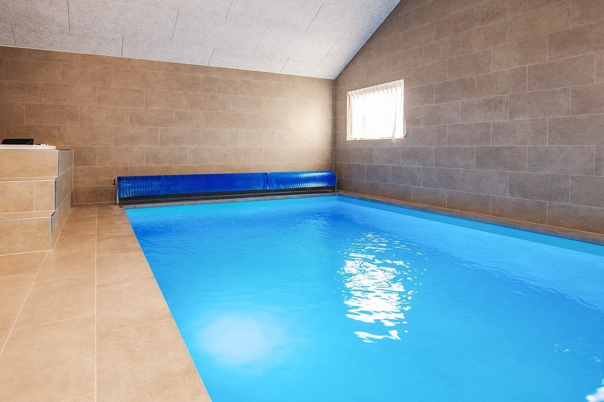 5 Sterne Ferienhaus in Idestrup-Schwimmbad