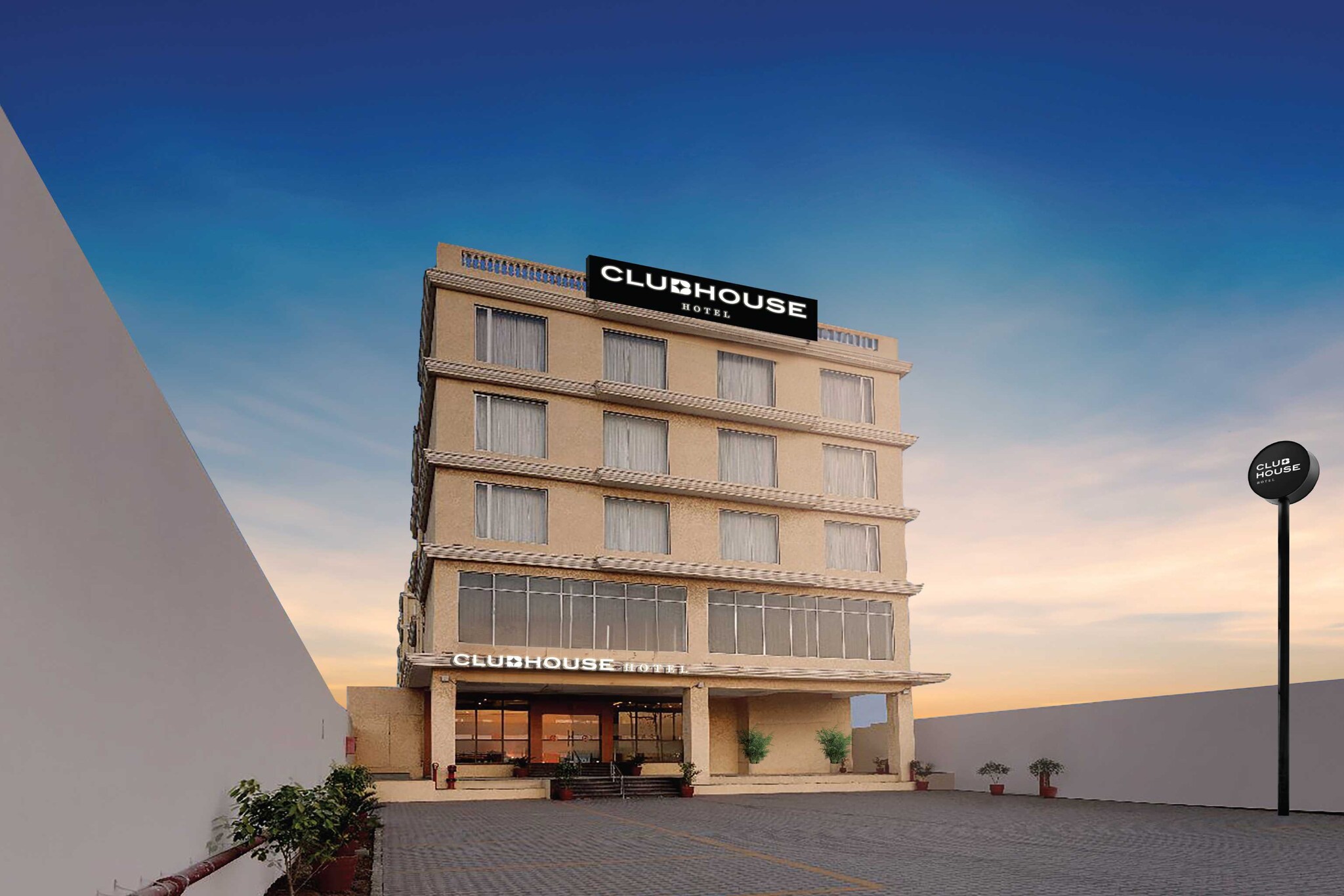 Hotel in Morbi with Indoor Pool
