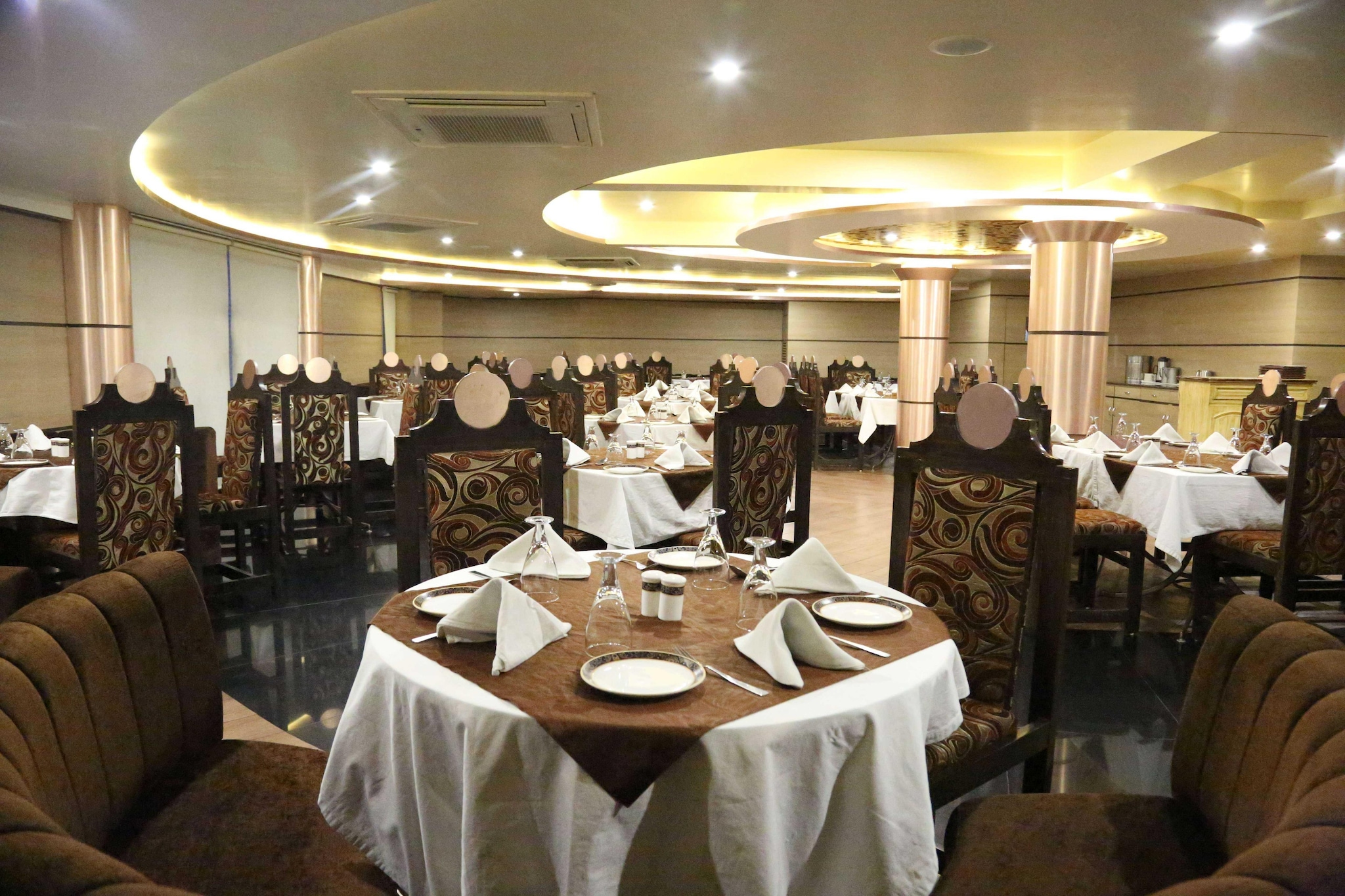 Elegant Suite near Habibganj Station
