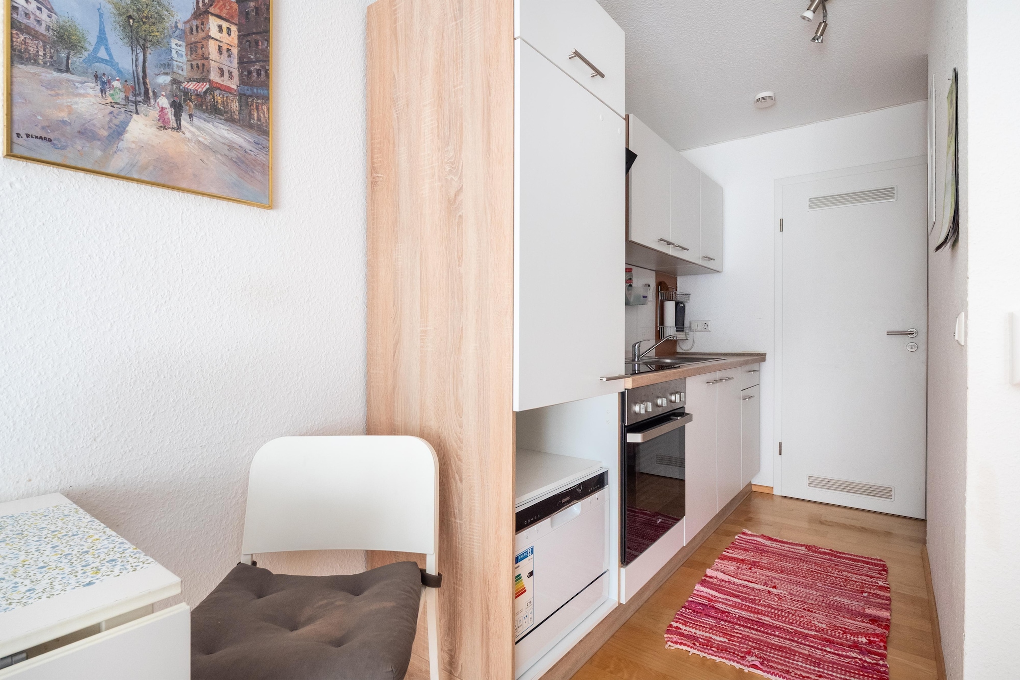 MOVE-Kitchen