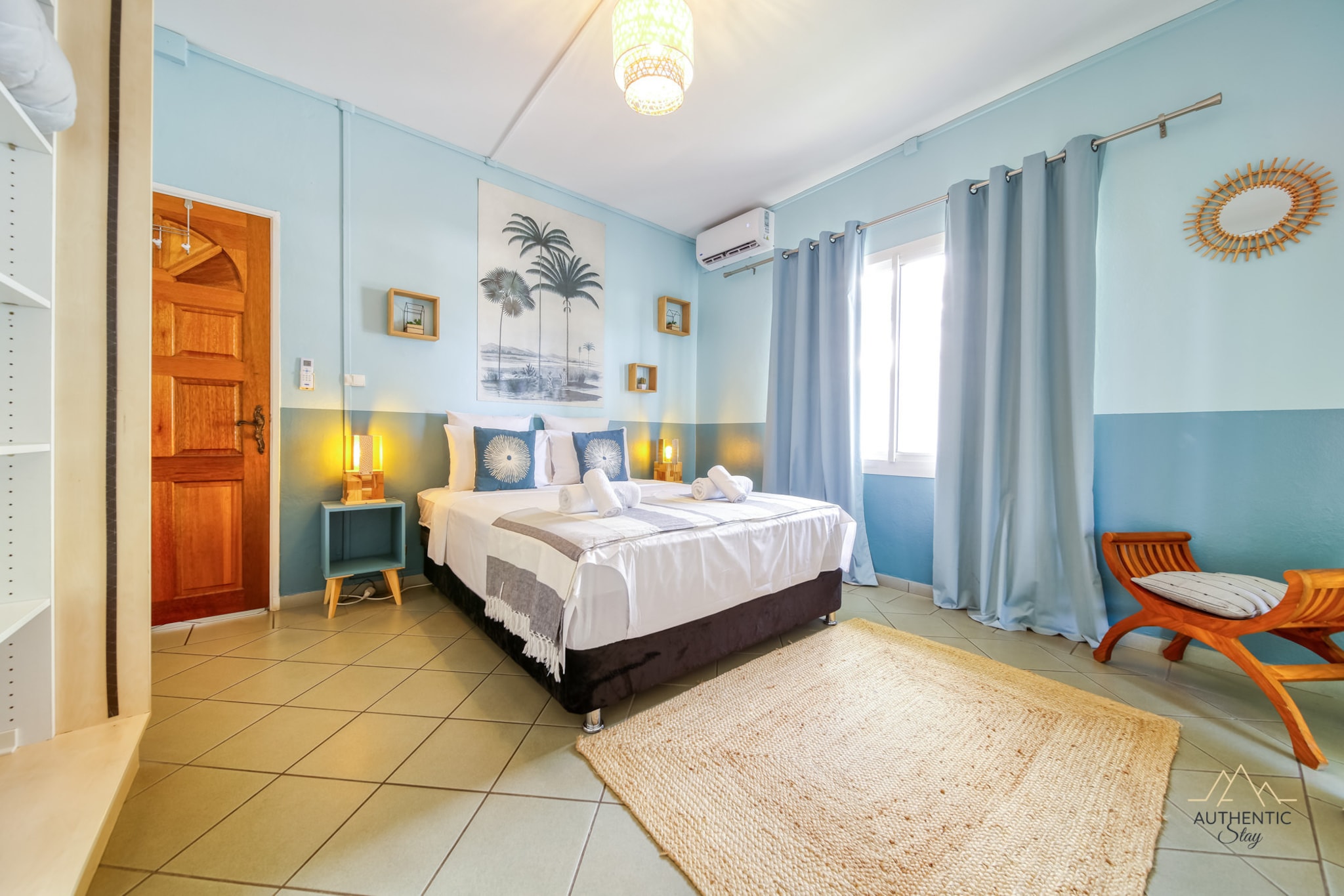 Kaz Lao - Grand Duplex 4* à L'Ermitage Les Bains-Bedroom