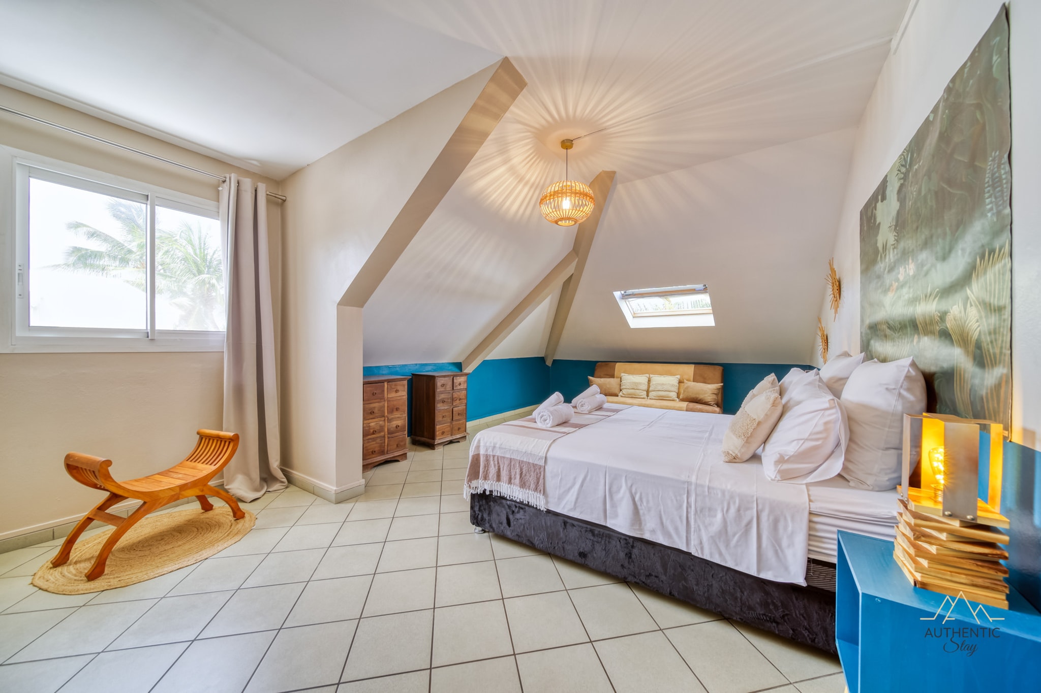 Kaz Lao - Grand Duplex 4* à L'Ermitage Les Bains-Bedroom