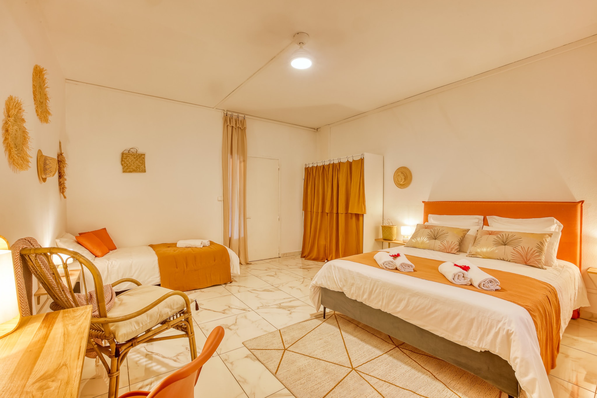 Kaz du Poète - Appartement 4* à Saint Pierre-Bedroom