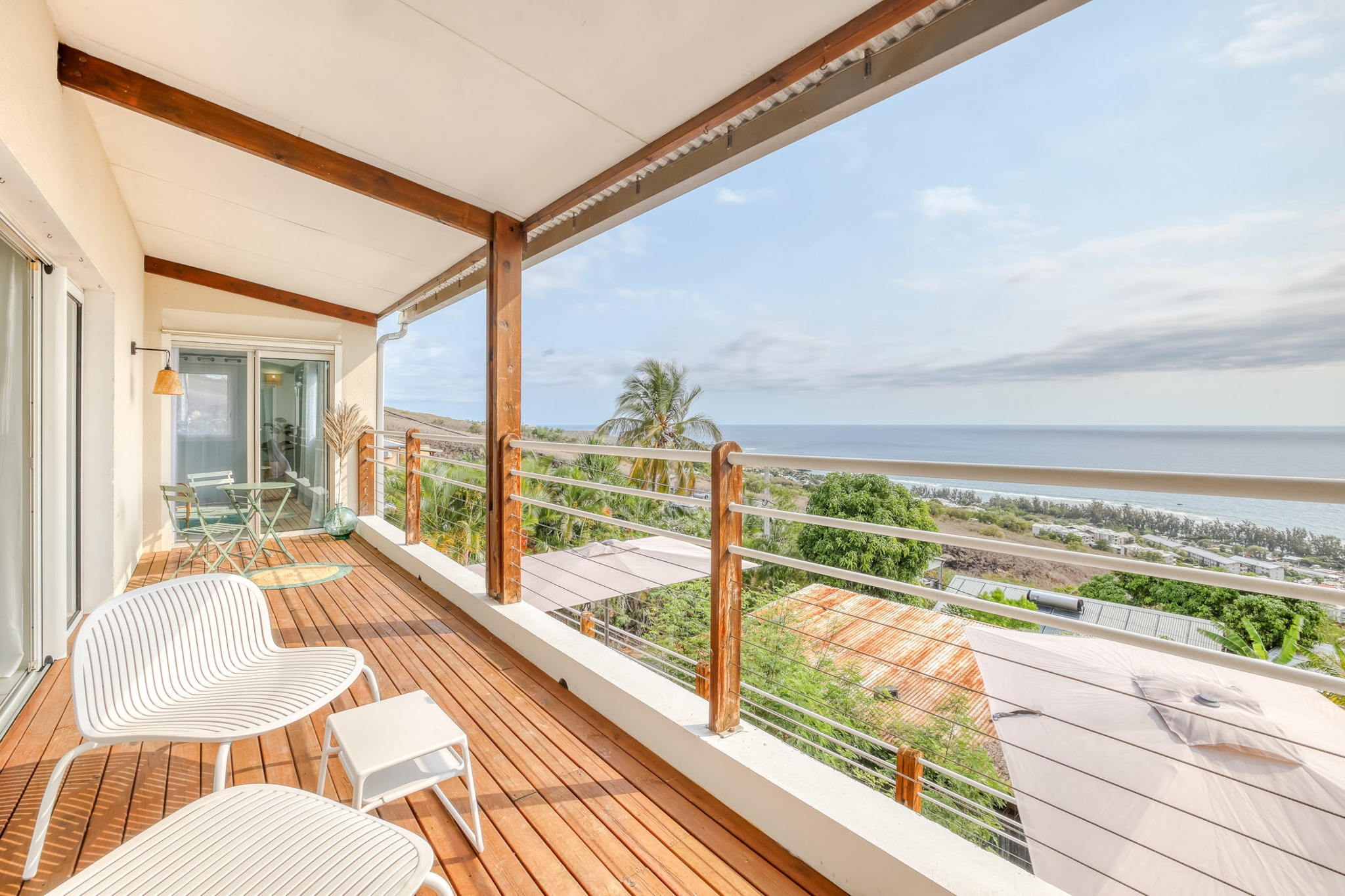 Kap Grand Large - Villa 4* Piscine à Saint Leu-Terrace balcony