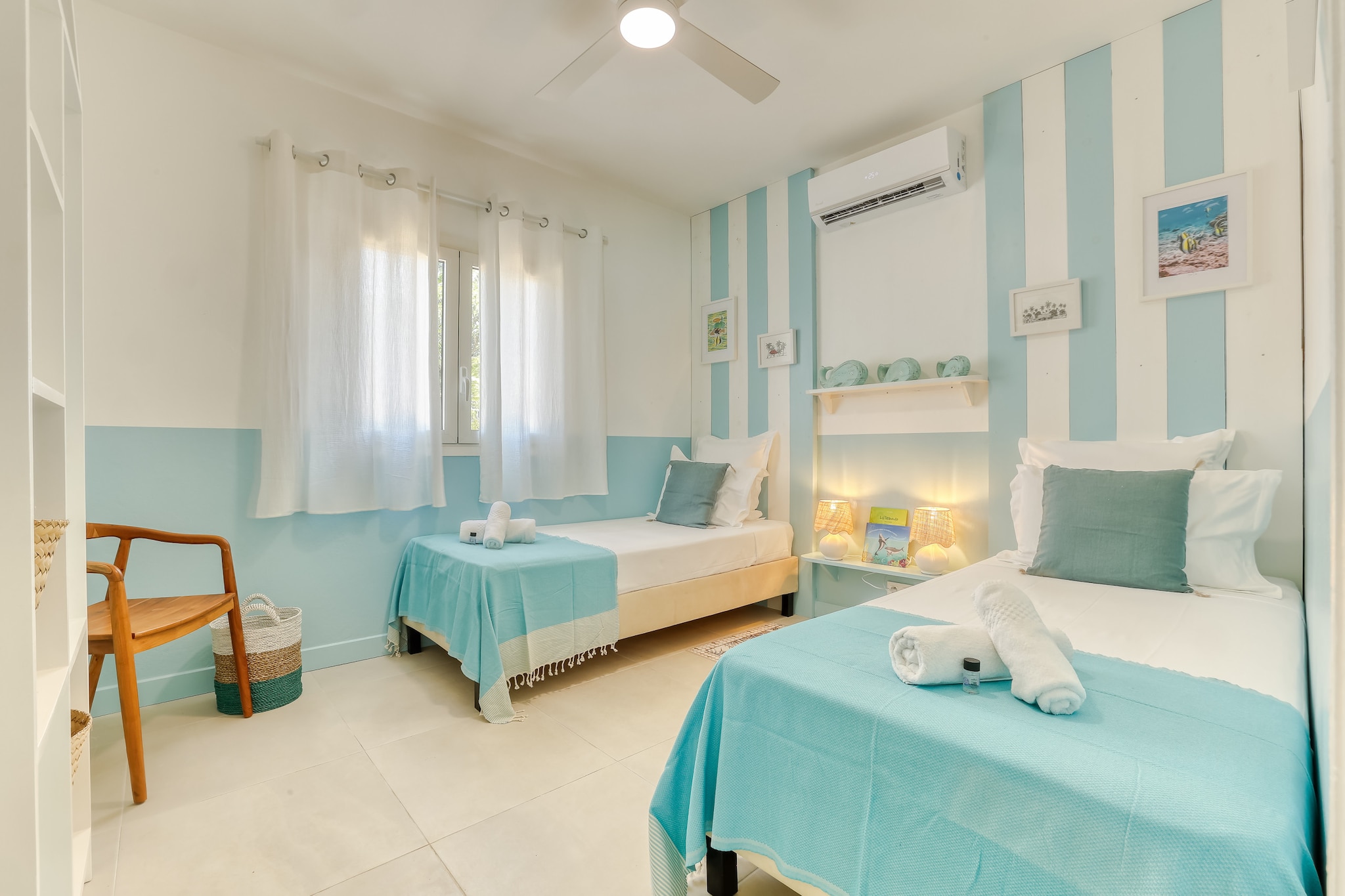 Kaz Livingston - Rez de Villa 4* à la Saline-Image-tags.childrenroom