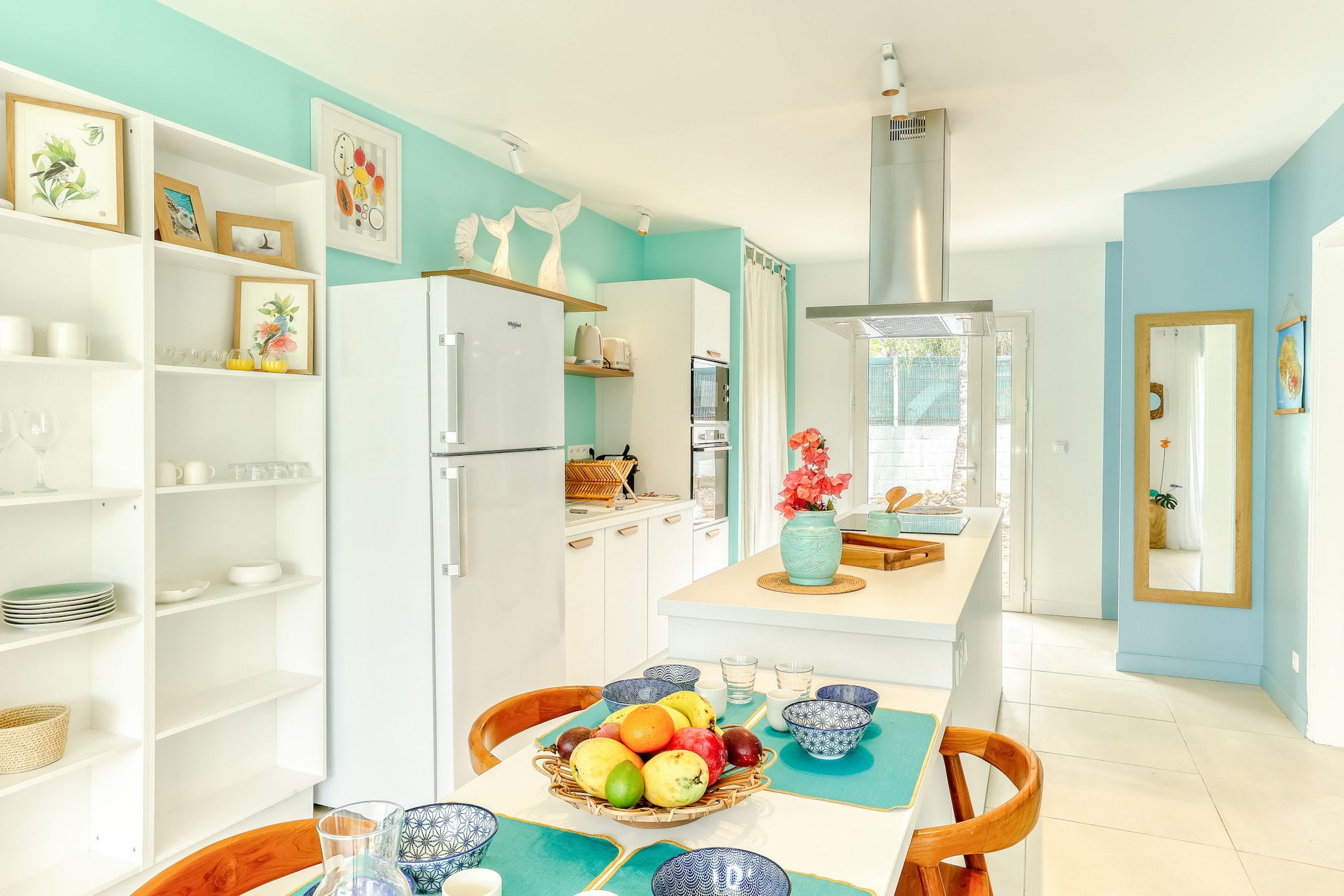 Kaz Livingston - Rez de Villa 4* à la Saline-Kitchen