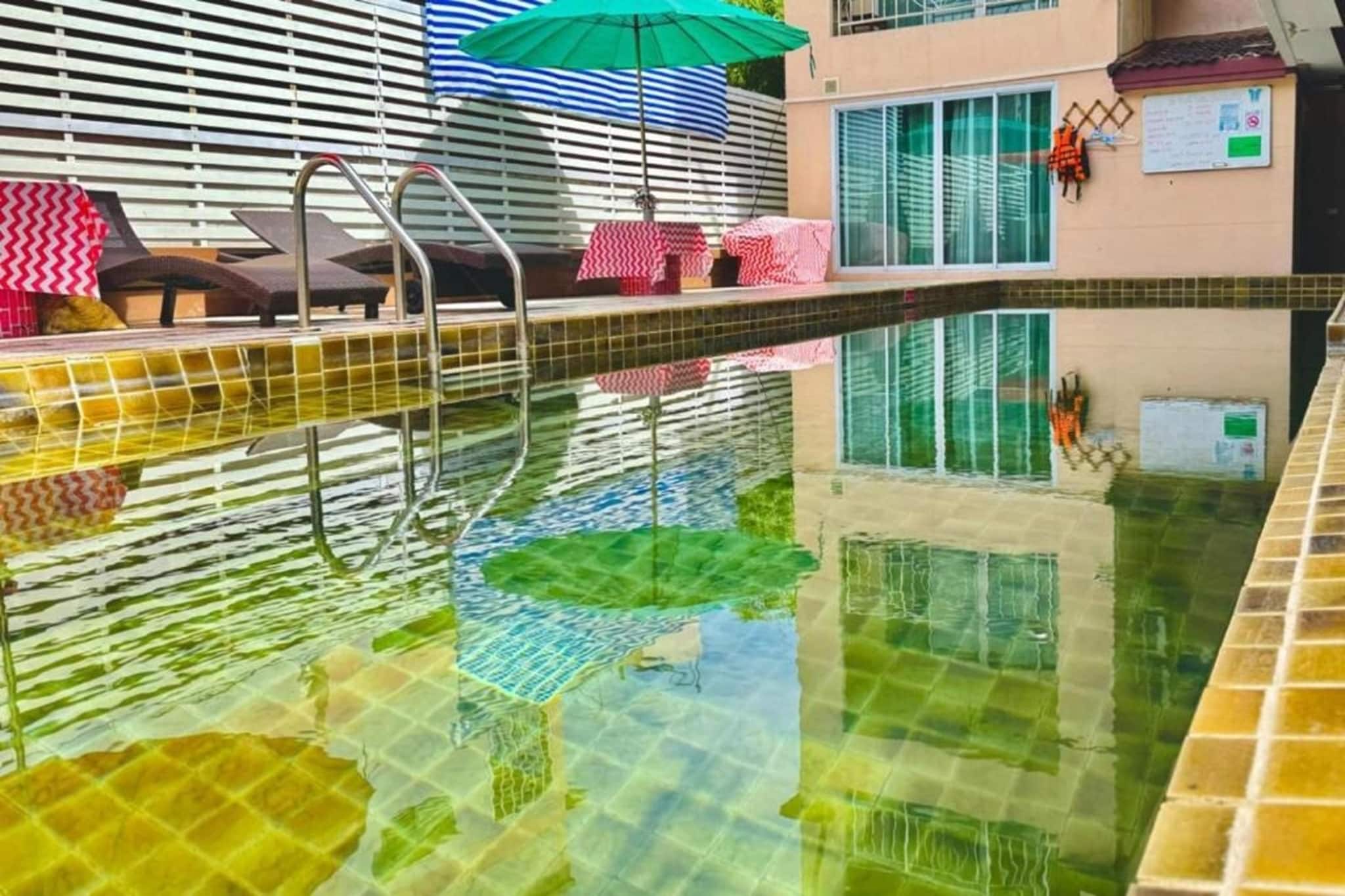 Ground floor: (bedroom(bunk bed, TV, air conditioning), bathroom(shower, washbasin, toilet, bidet, urinal, Essentials))