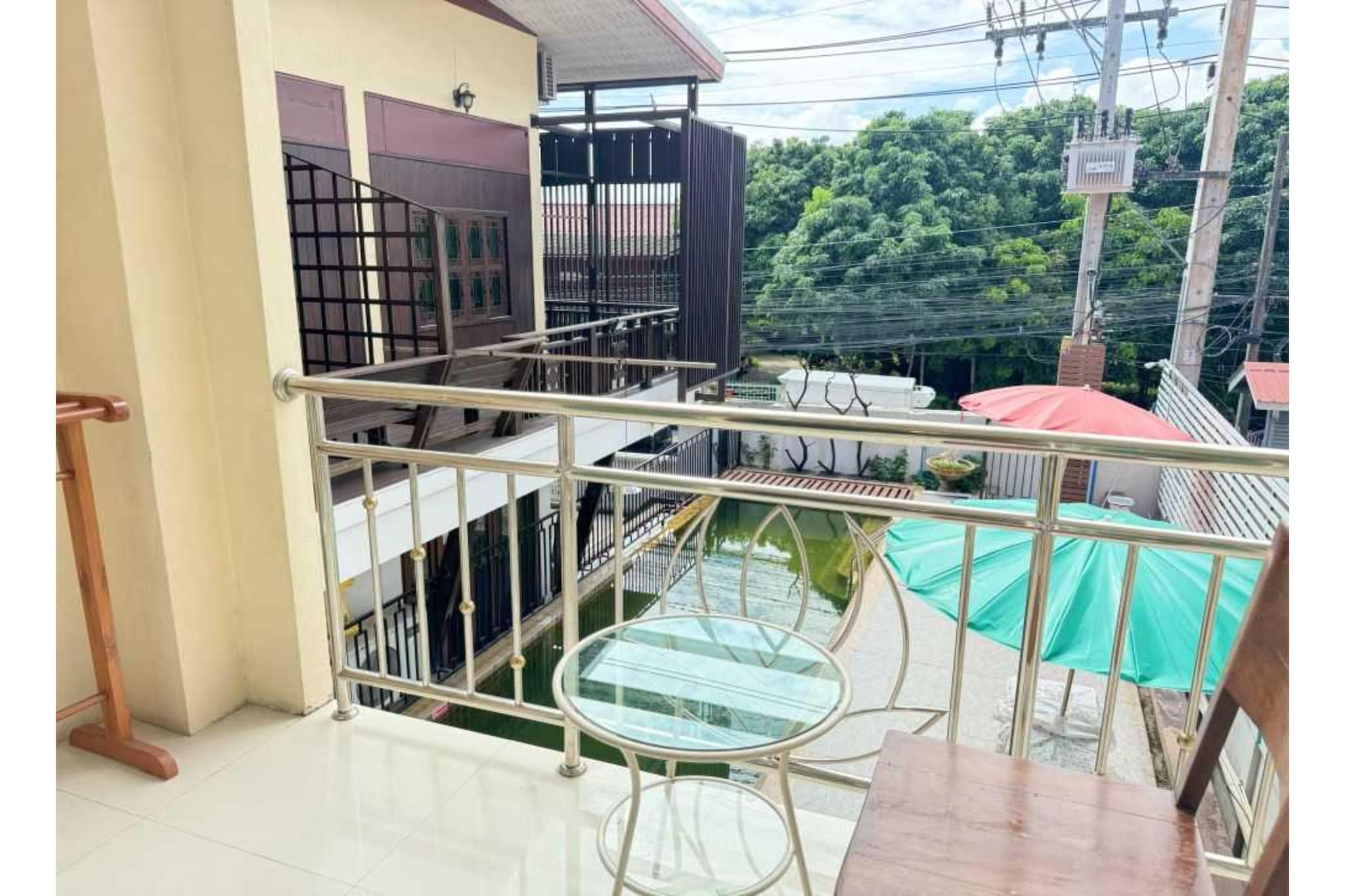 Affordable Double Stay | Smart & Cozy