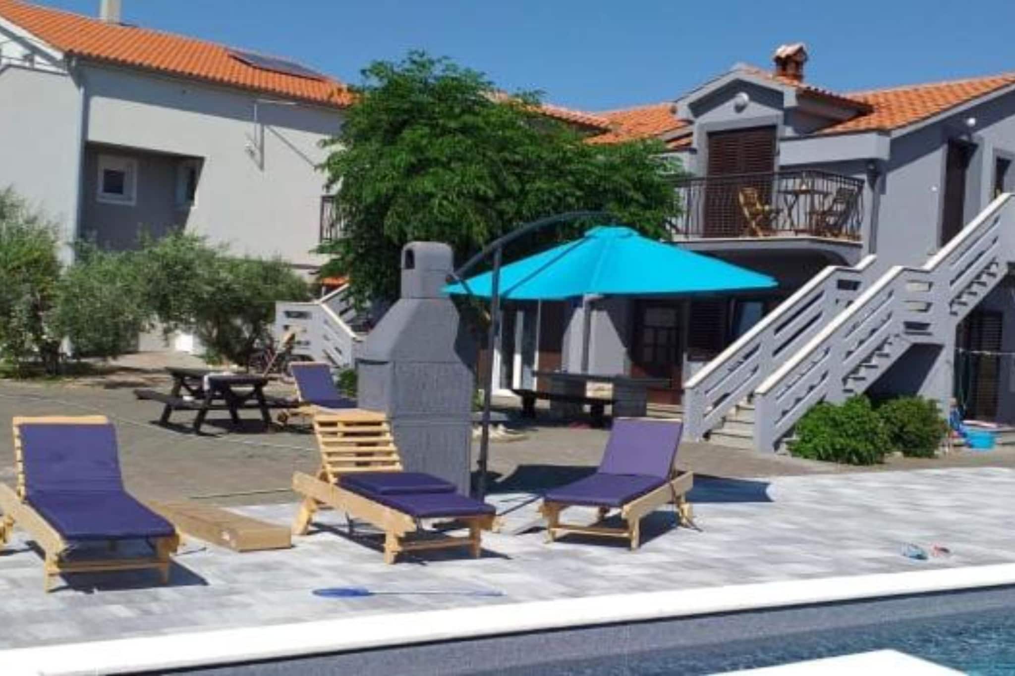 Apartments Franica with Heated Pool and Hot-Tub -  Two Bedroom Apartment with Terrace-Zwembad