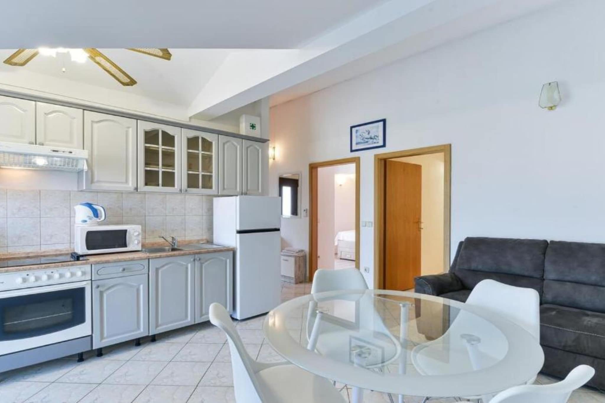 Apartments Franica with Heated Pool and Hot-Tub - One Bedroom Apartment with  Balcony-Keuken